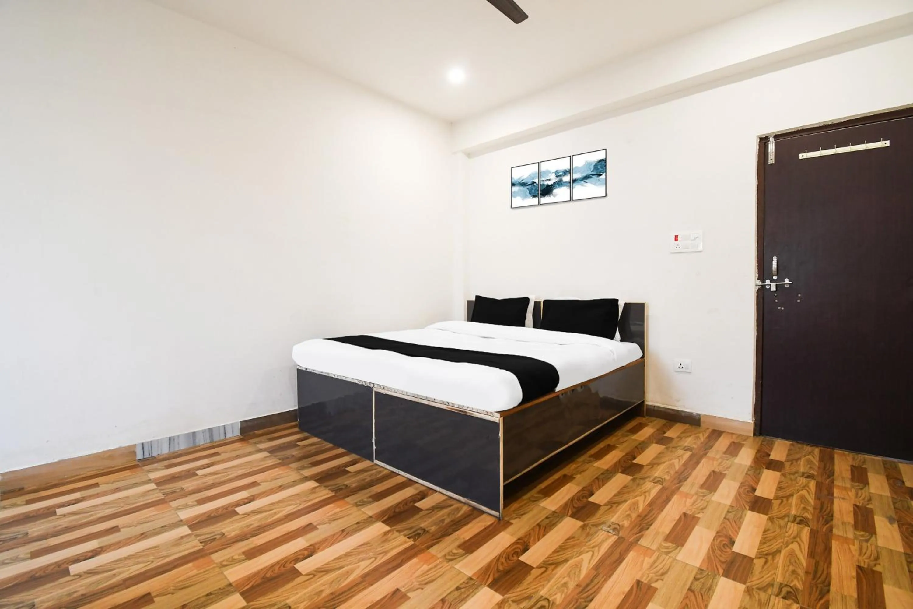 Bedroom, Bed in HOTEL O SHIVA RESIDENCY INN