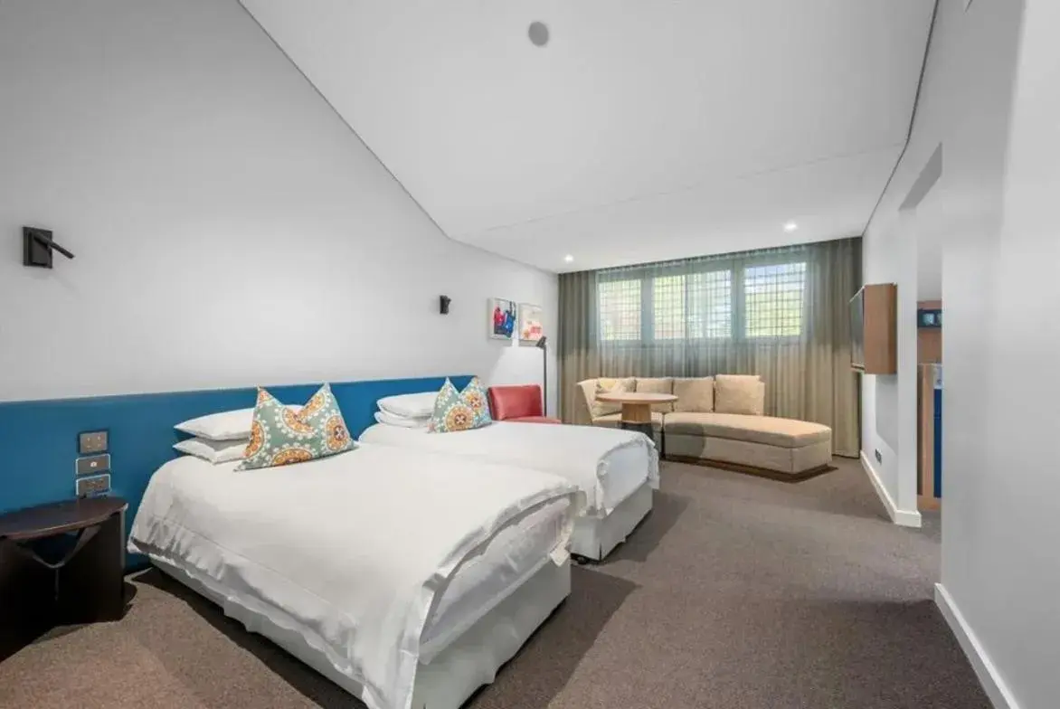 Accessible Executive Suite with Free Wi-Fi & Free Parking in Yallungah Boutique Hotel Accessible Executive Suite with Free Wi-Fi & Free Parking in Yallungah Boutique Hotel