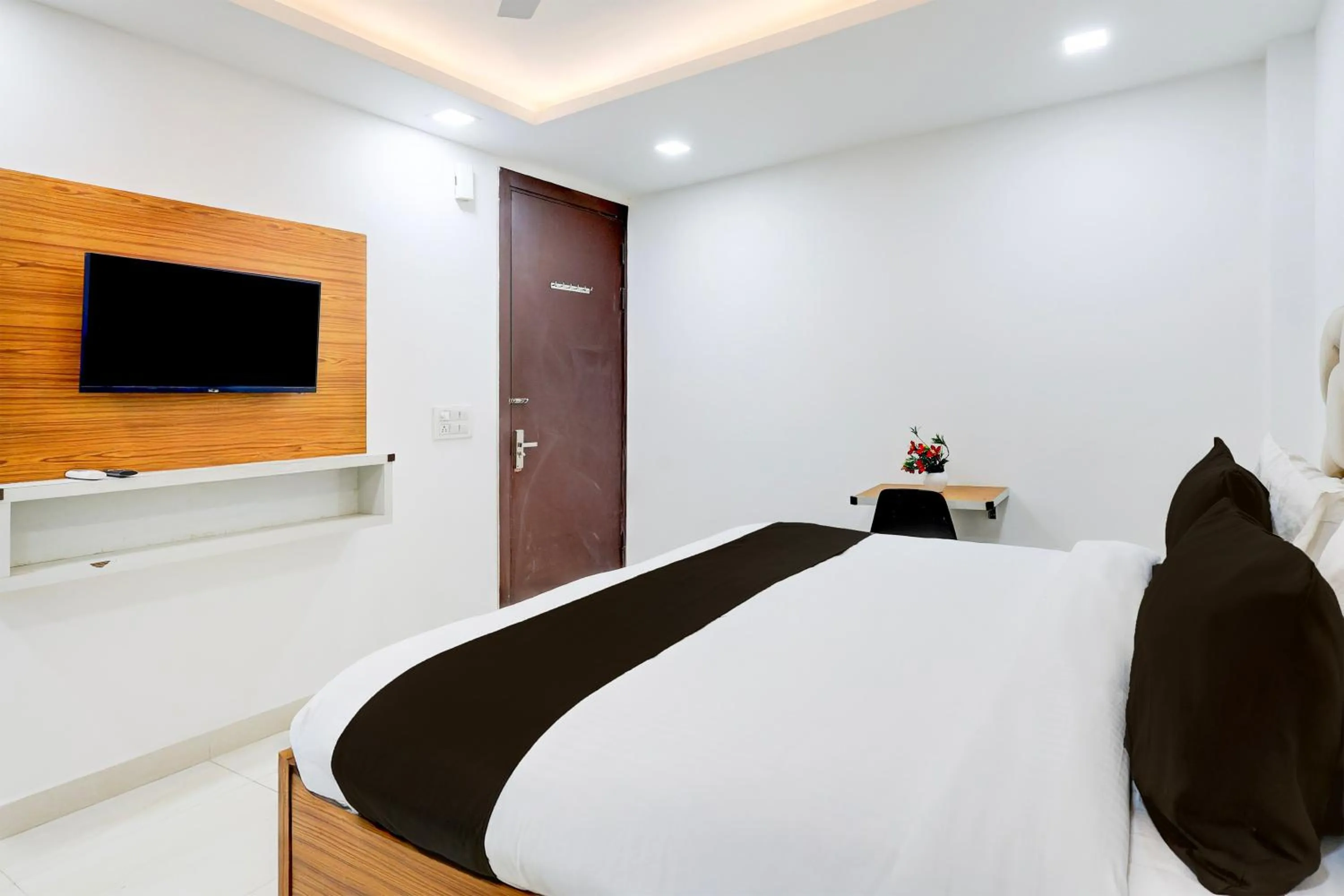 Bedroom, Bed in Collection O Deep Residency