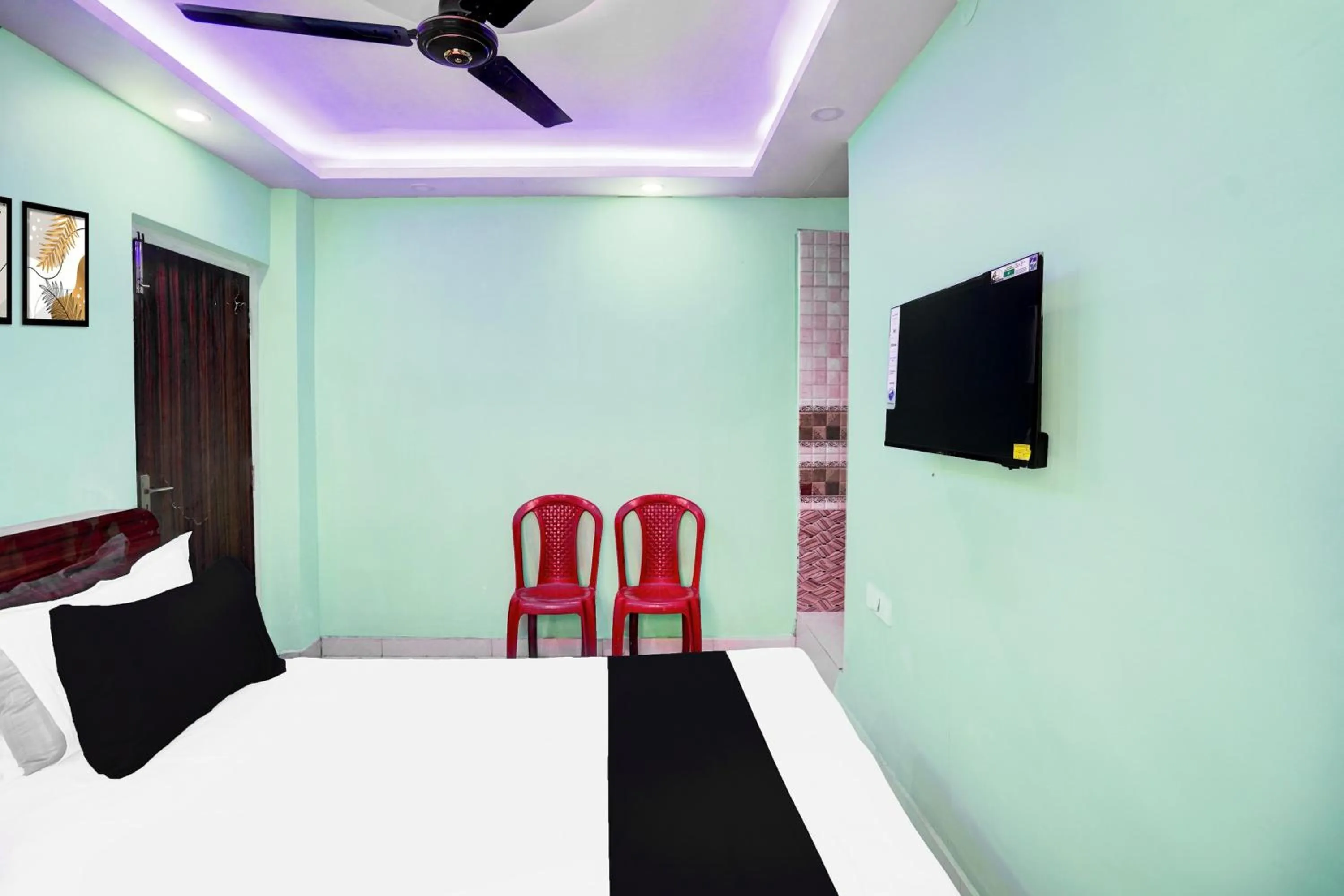 Bedroom, Bed in Super Hotel O Bhagwanpur Chowk Muzaffarpur