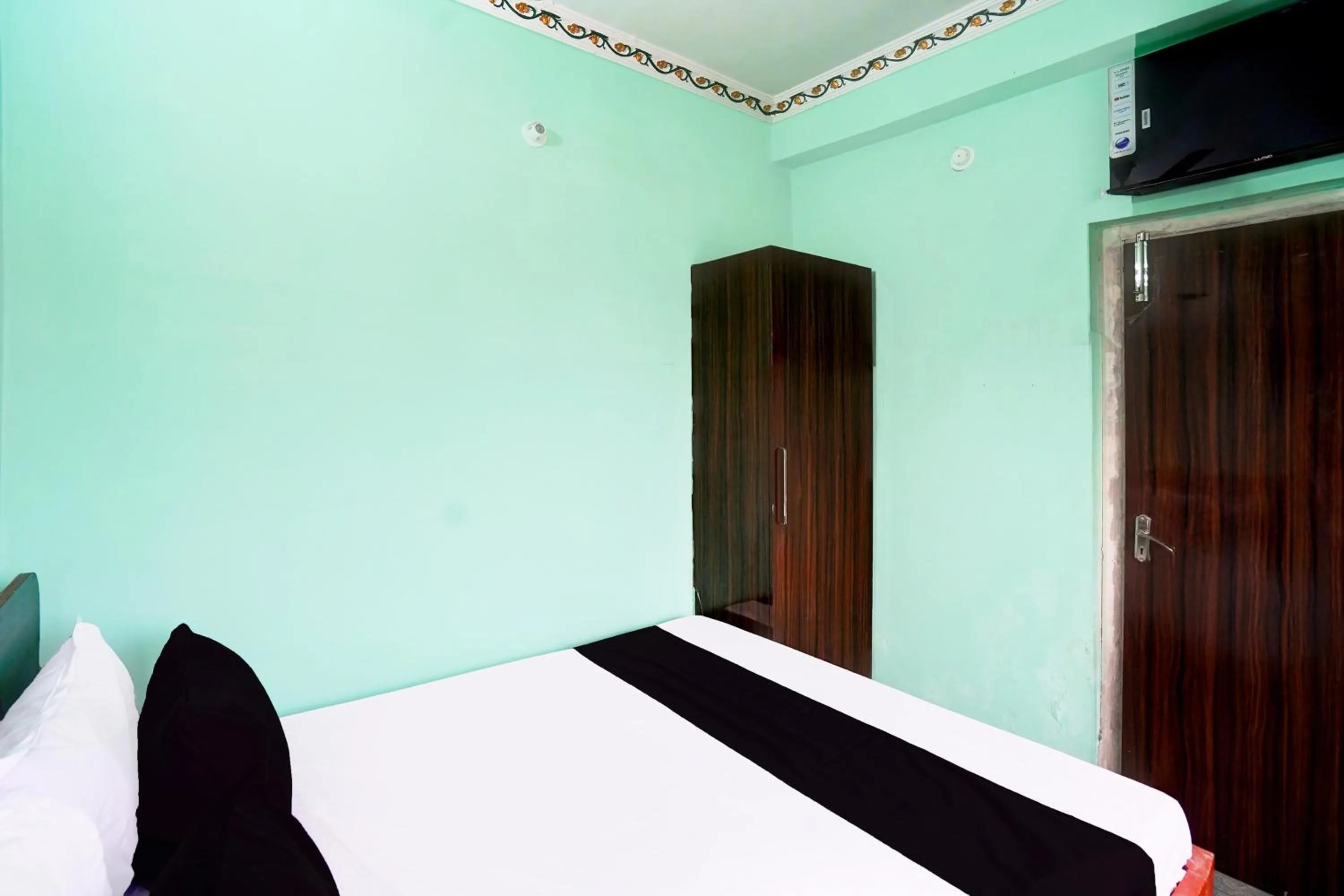Bedroom, Bed in Super Hotel O Bhagwanpur Chowk Muzaffarpur