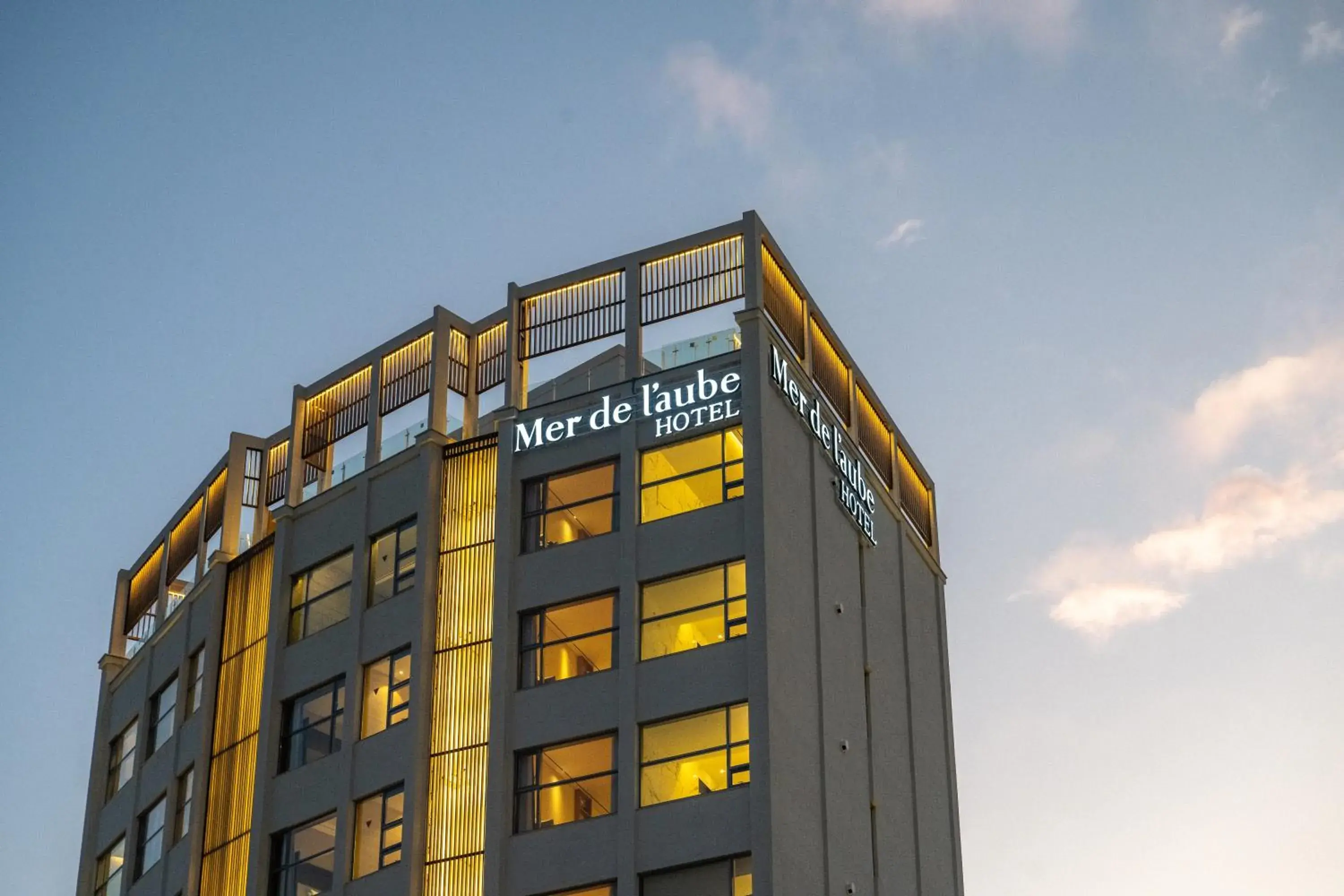 Facade/entrance in Mer de laube Hotel Facade/entrance in Mer de laube Hotel