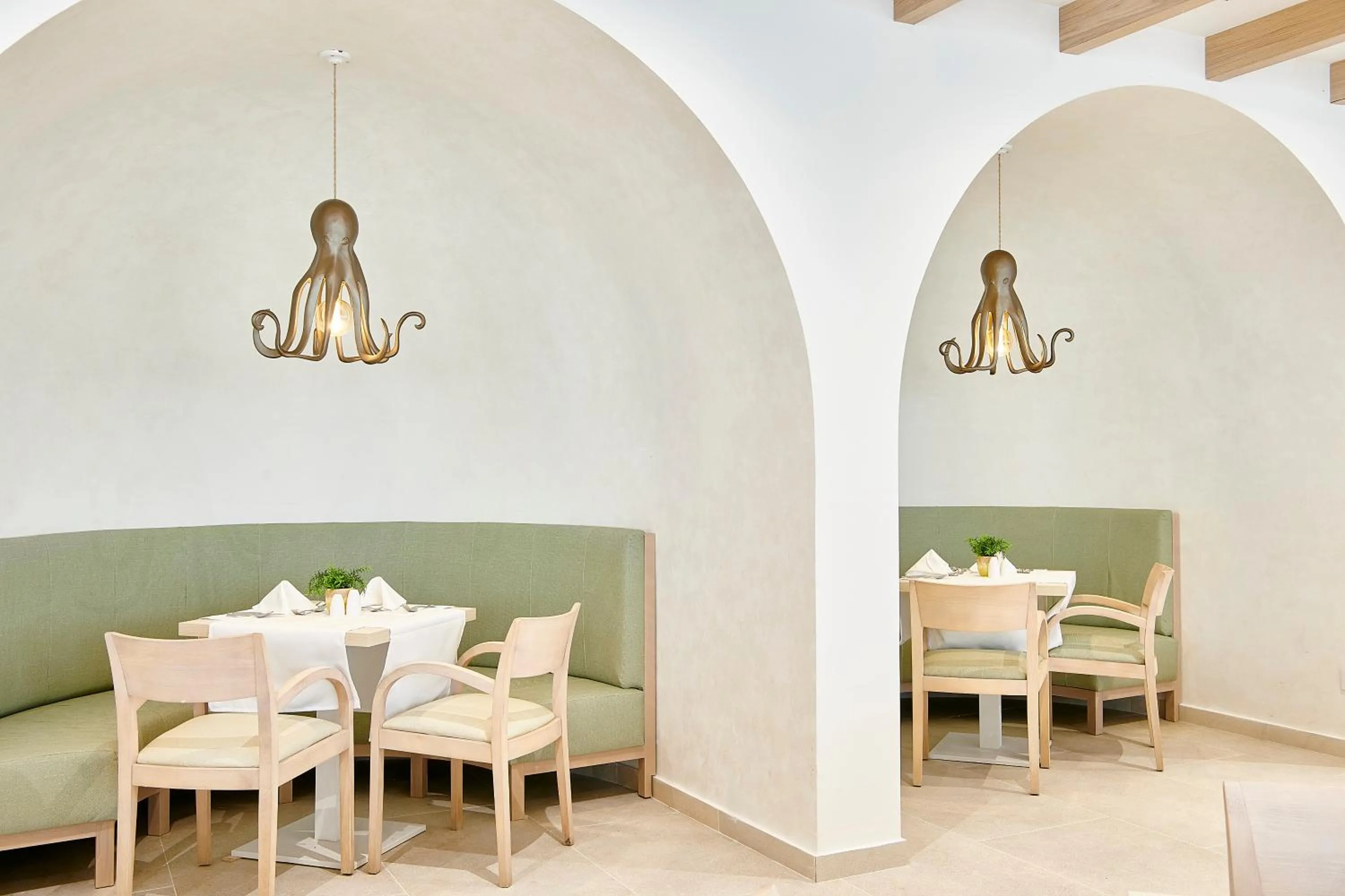 Restaurant/places to eat in Iberostar Selection Albufera Playa All Inclusive