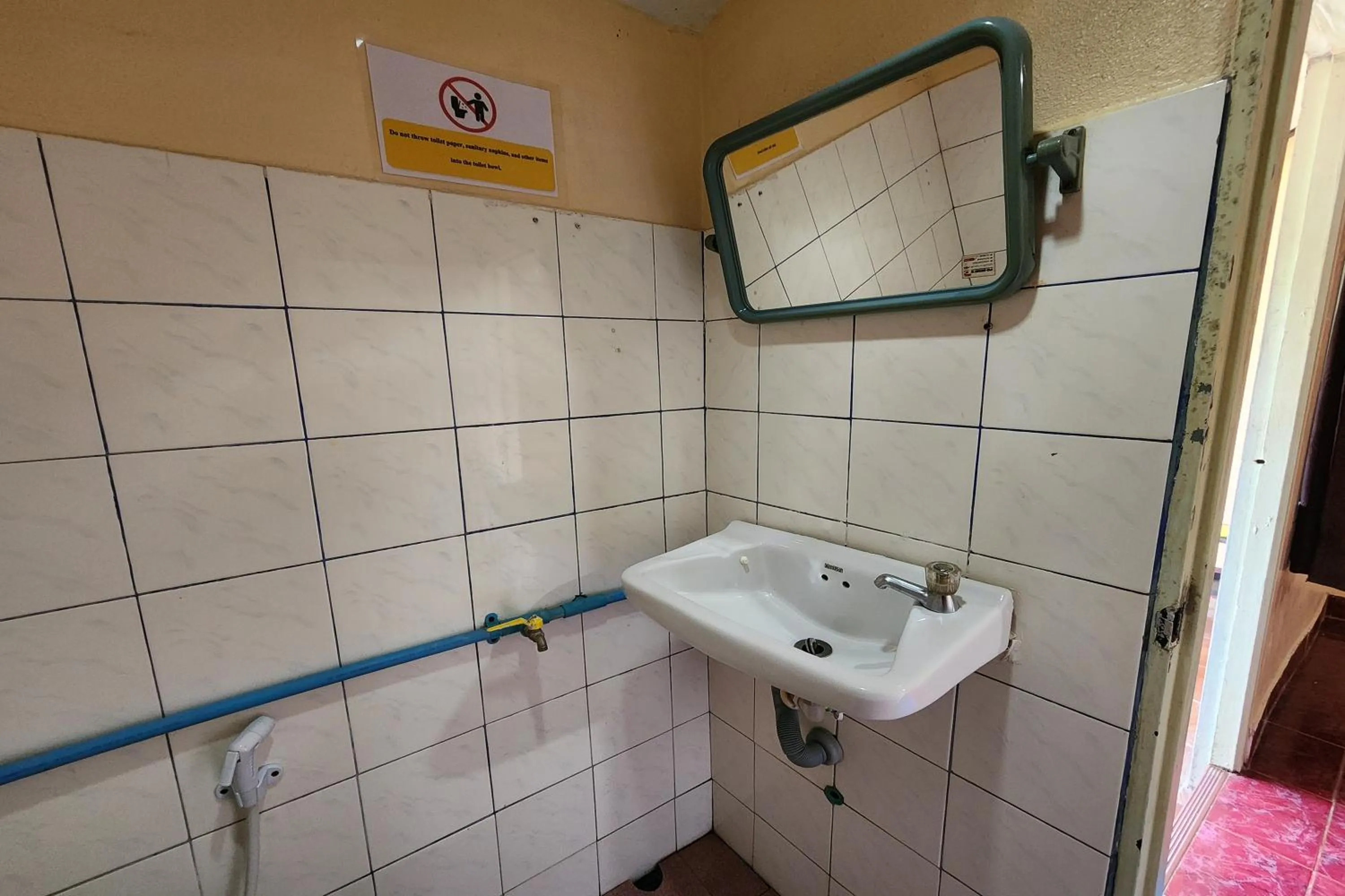 Bathroom in My Pumpkin Bungalow Krabi