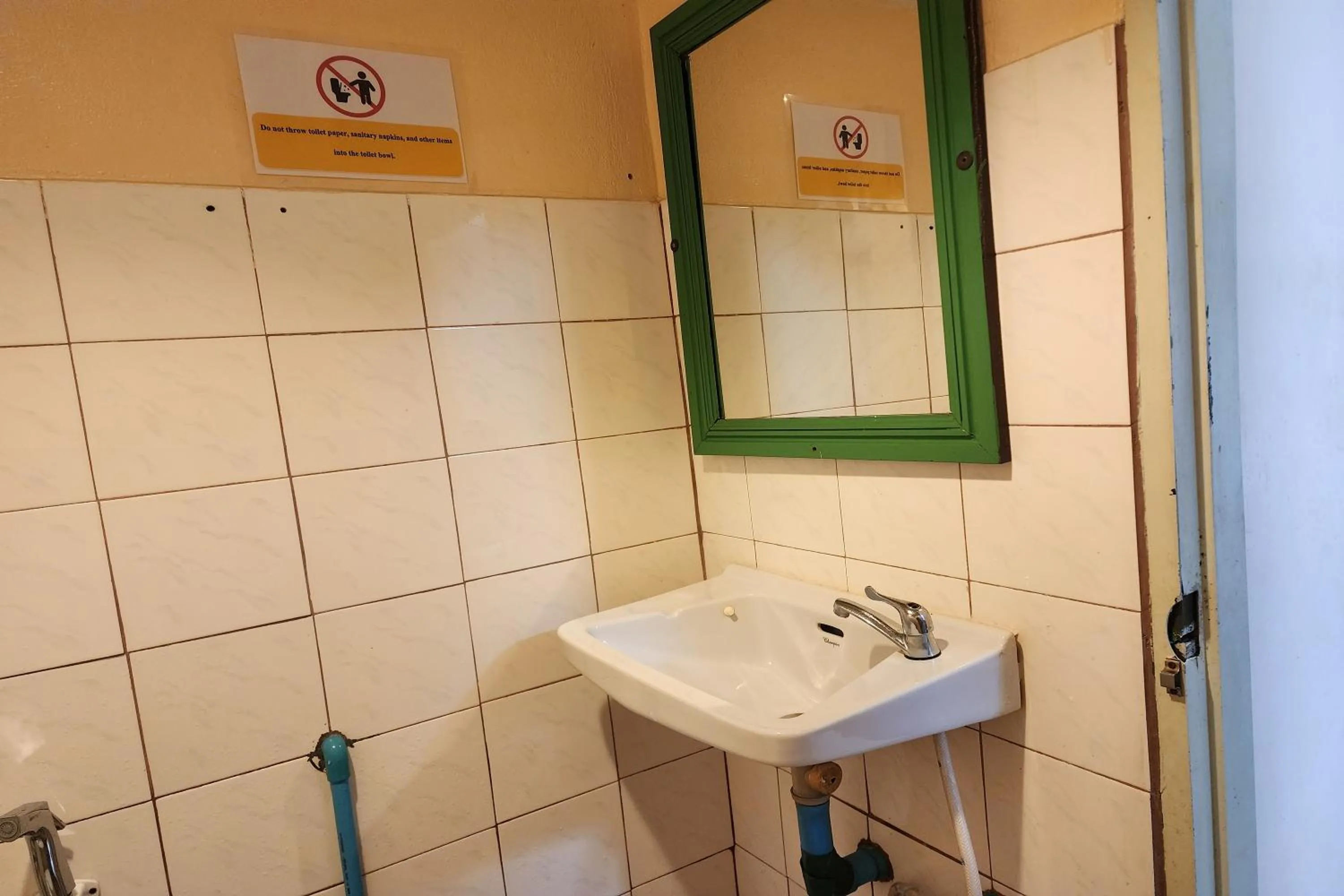 Bathroom in My Pumpkin Bungalow Krabi