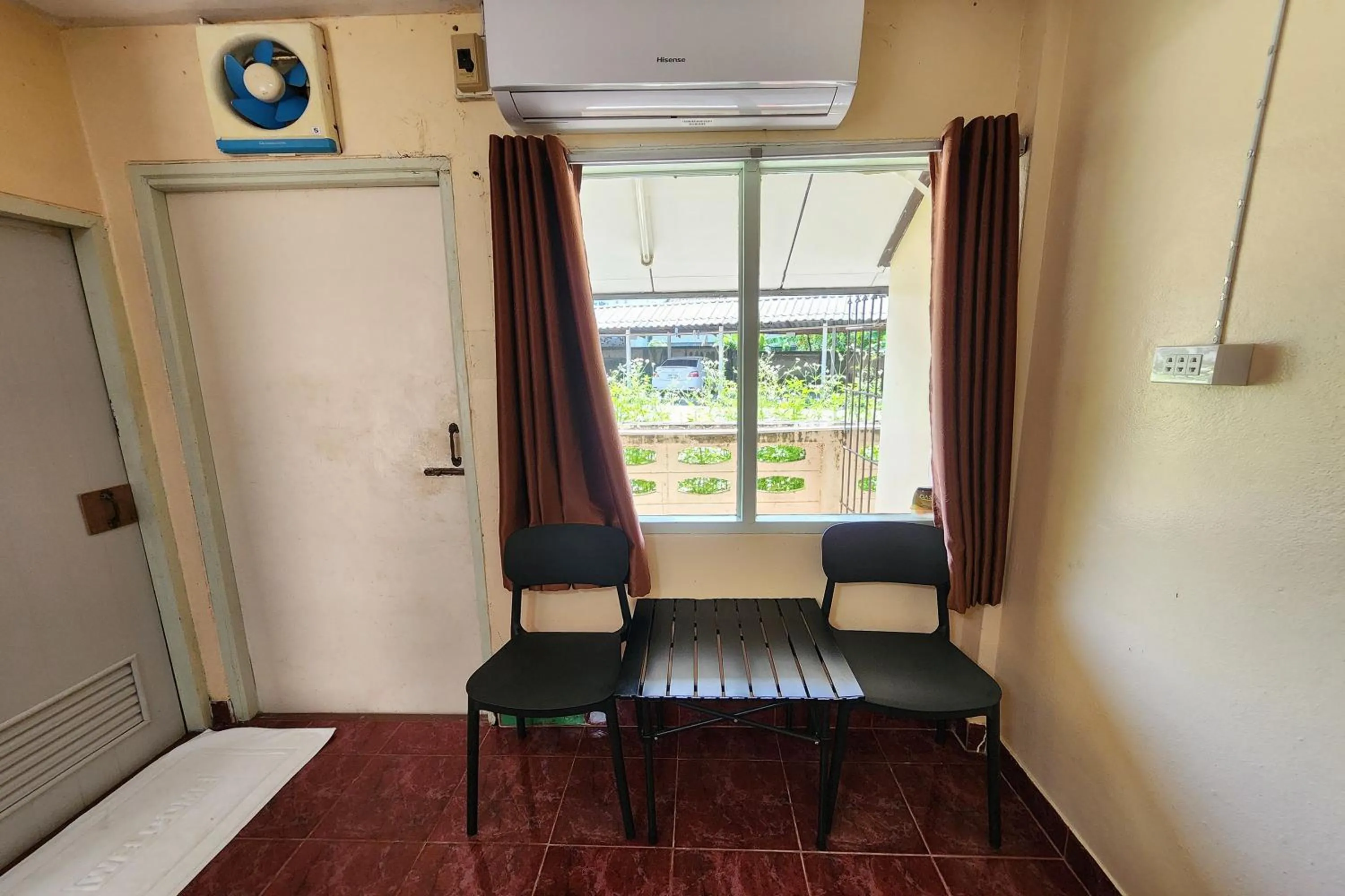 Seating area in My Pumpkin Bungalow Krabi