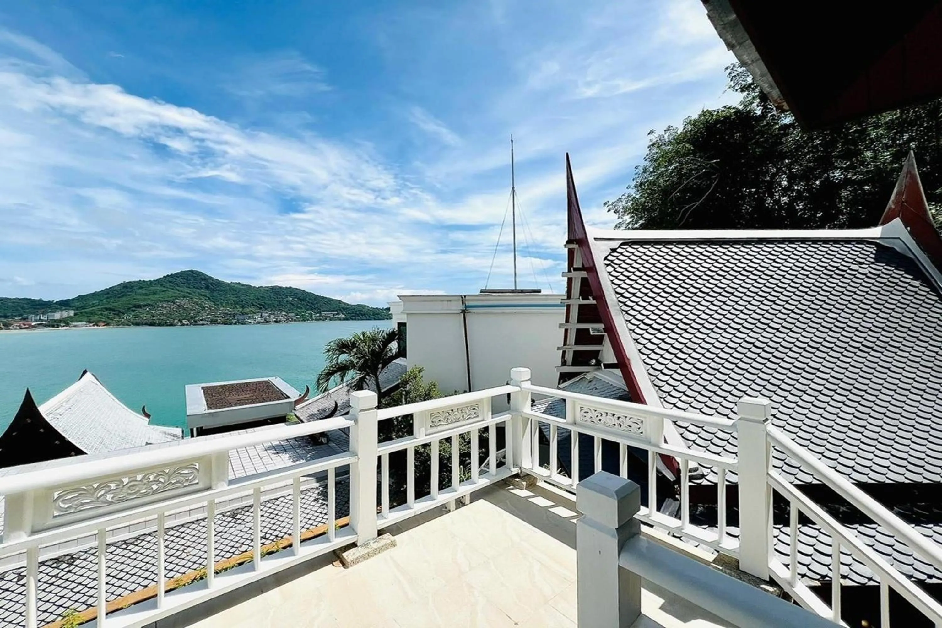 Property building in Panorama Ocean Villas, Kamala