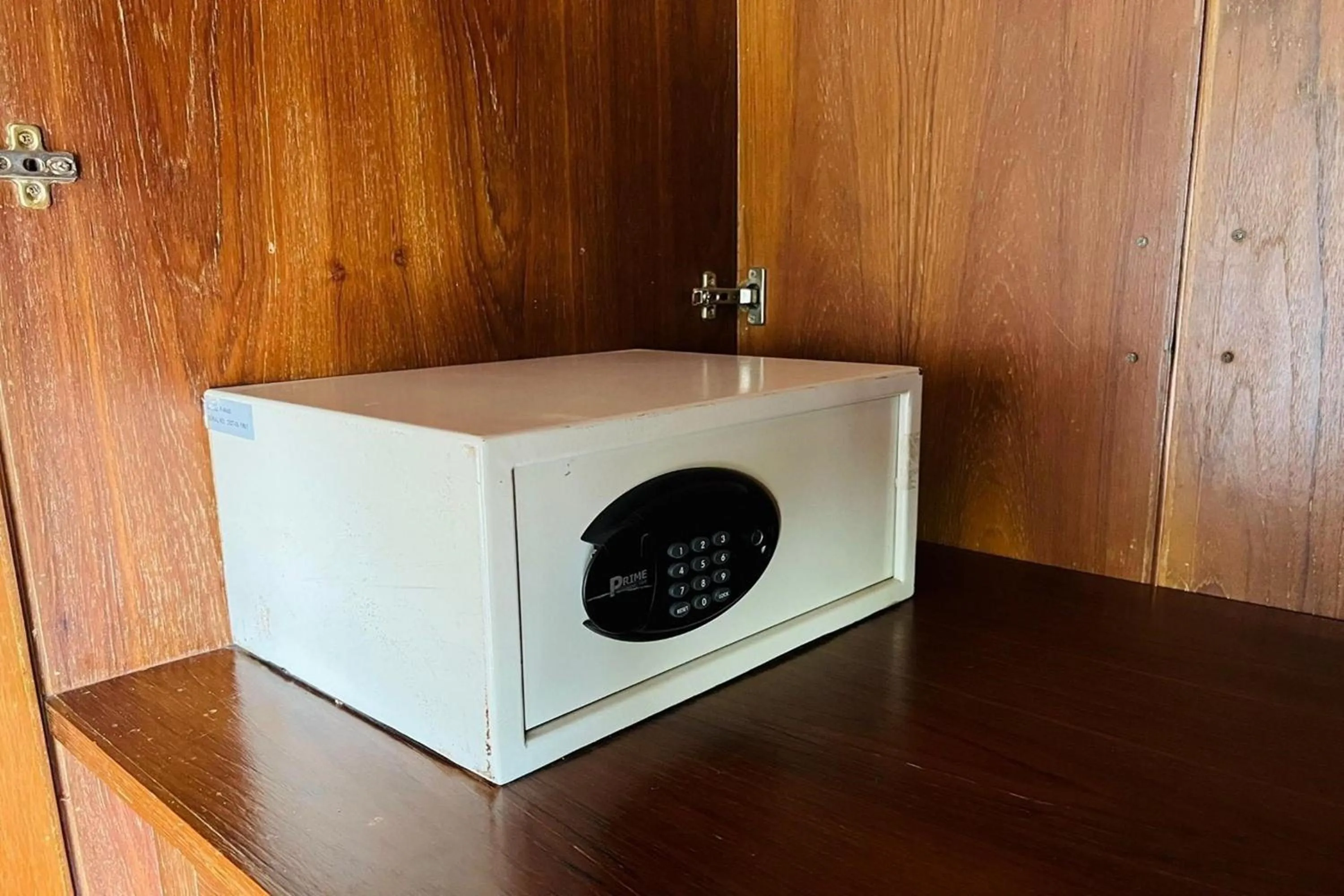 safe in Panorama Ocean Villas, Kamala