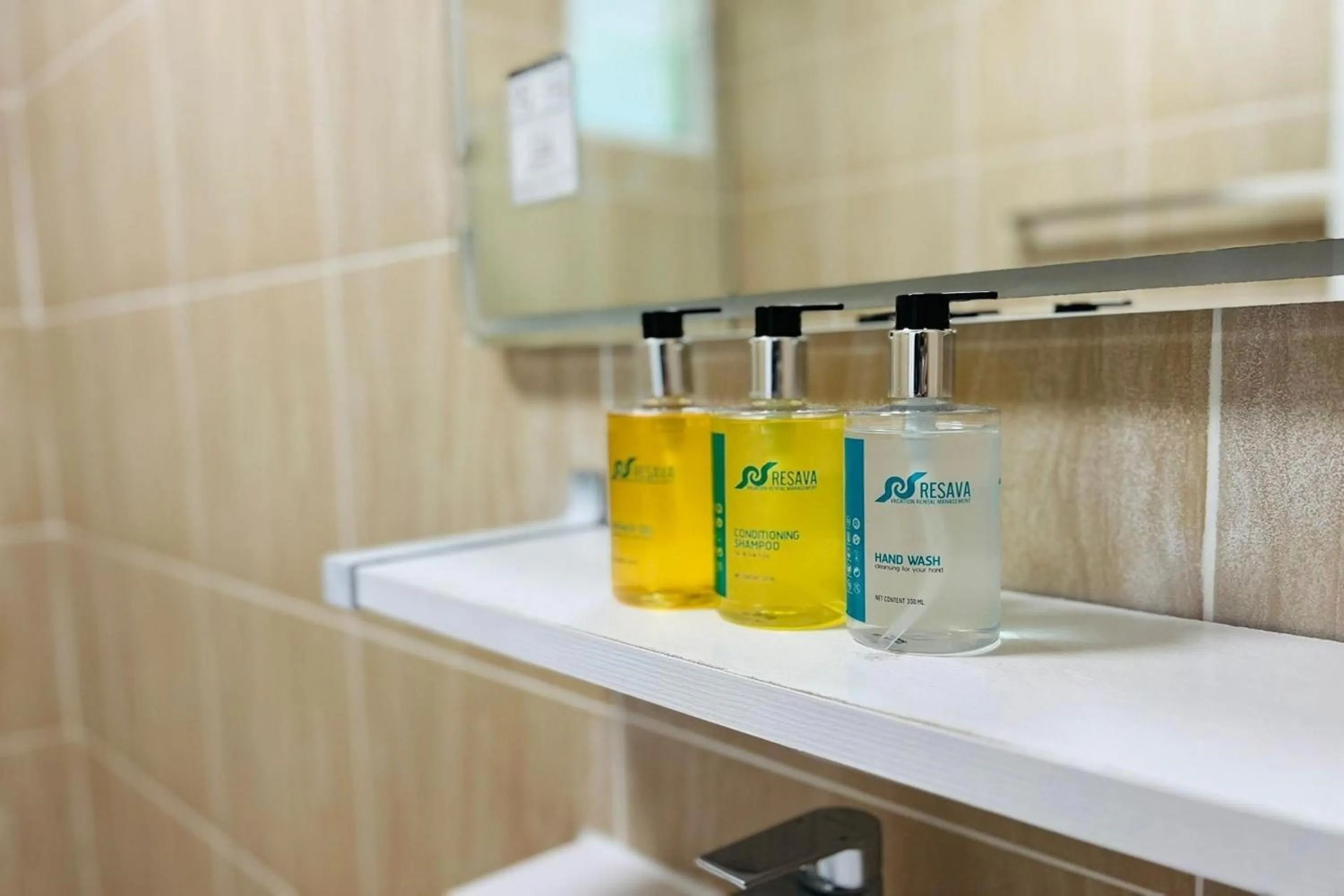 Bathroom in Panorama Ocean Villas, Kamala