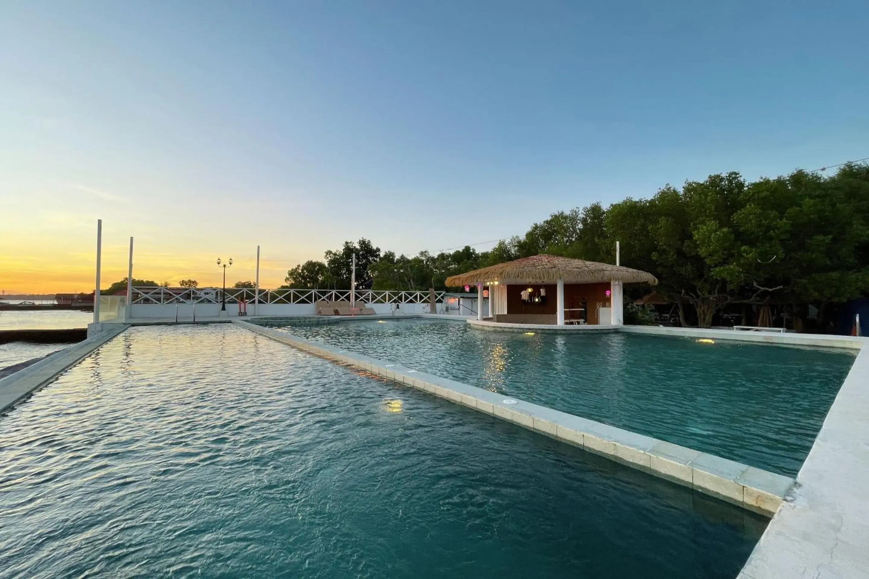 The Beach Calatagan Mediterraneo powered by Cocotel The Beach Calatagan Mediterraneo powered by Cocotel