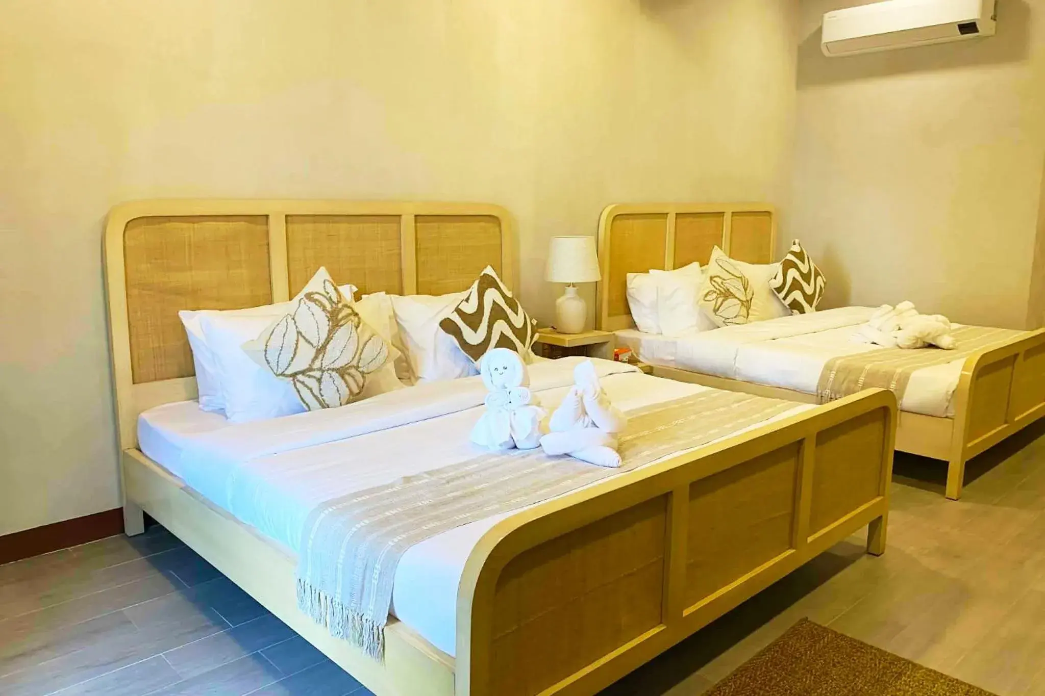 Bed in The Beach Calatagan Mediterraneo powered by Cocotel Bed in The Beach Calatagan Mediterraneo powered by Cocotel