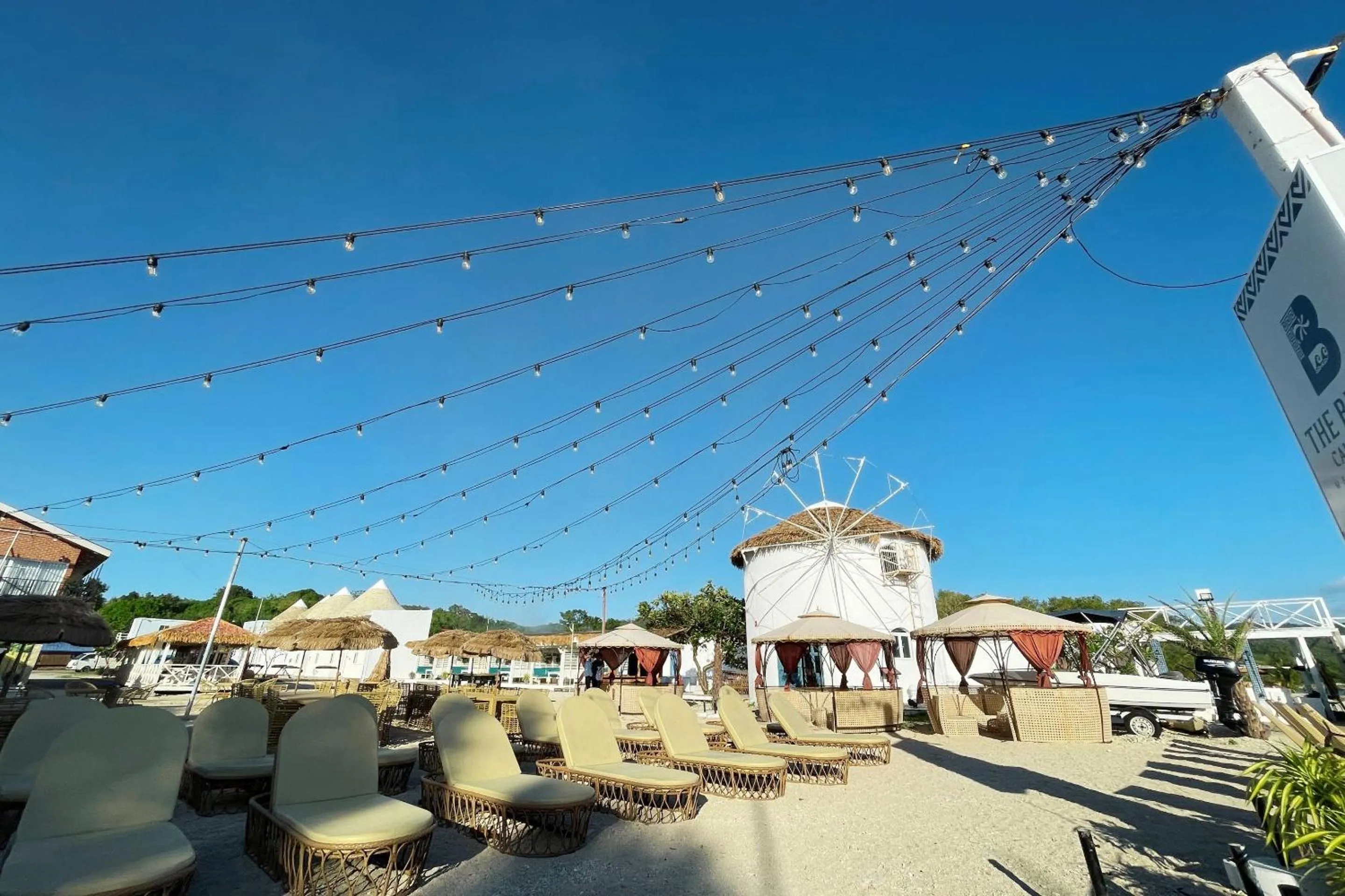 The Beach Calatagan Mediterraneo powered by Cocotel