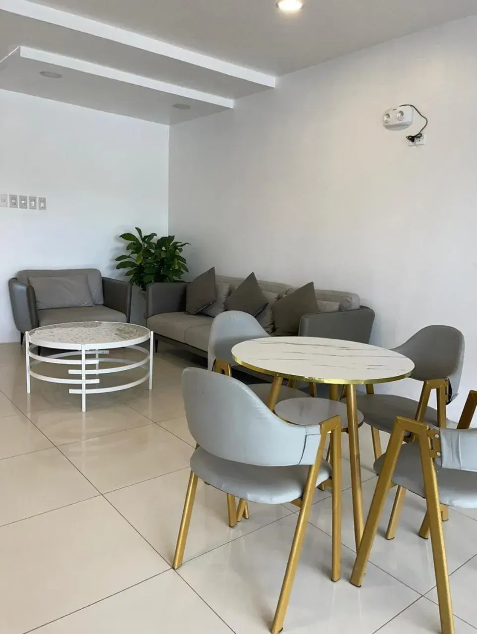 Living room in HOTEL the MIR Living room in HOTEL the MIR