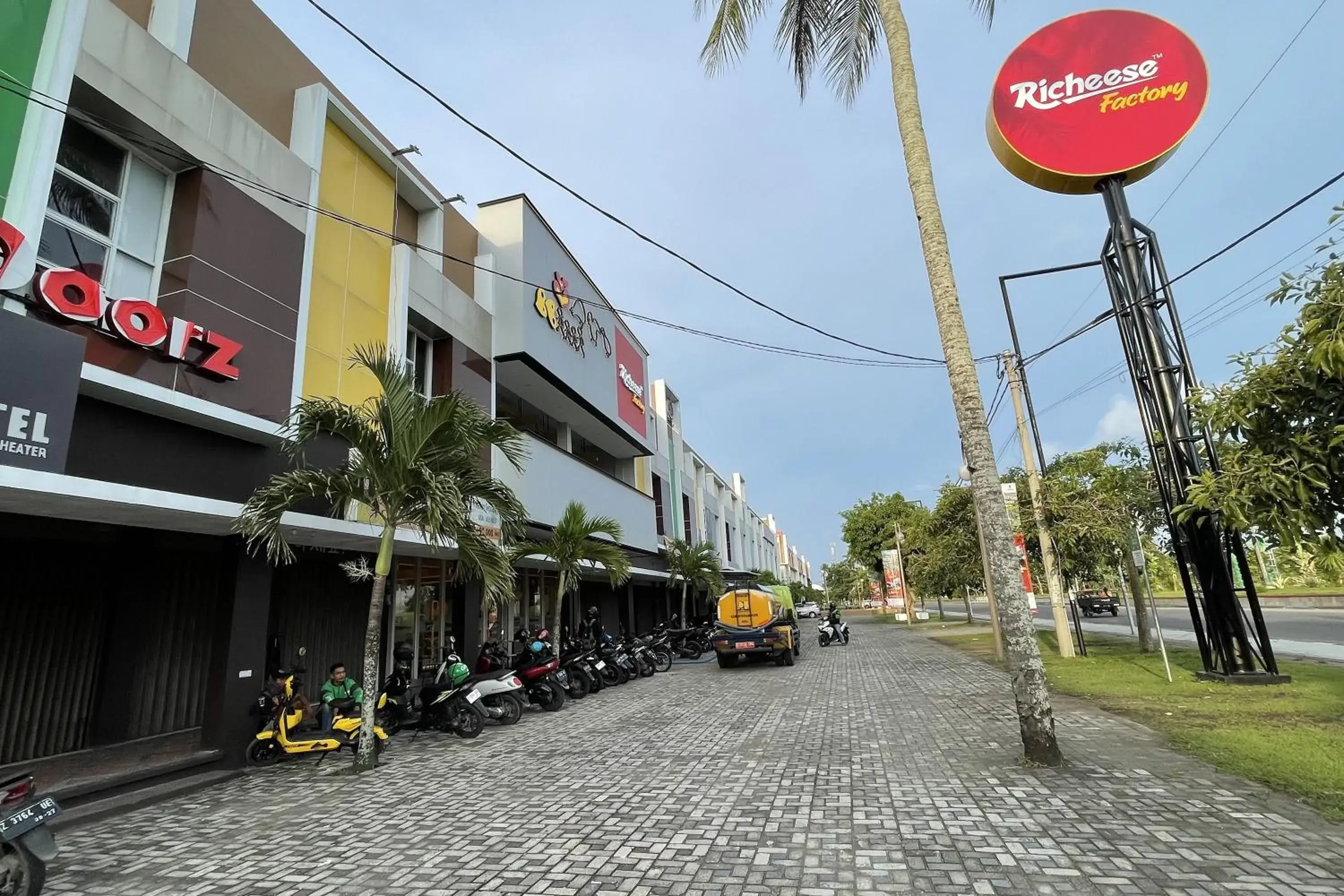 Property building in VK Pods Pangandaran Property building in VK Pods Pangandaran