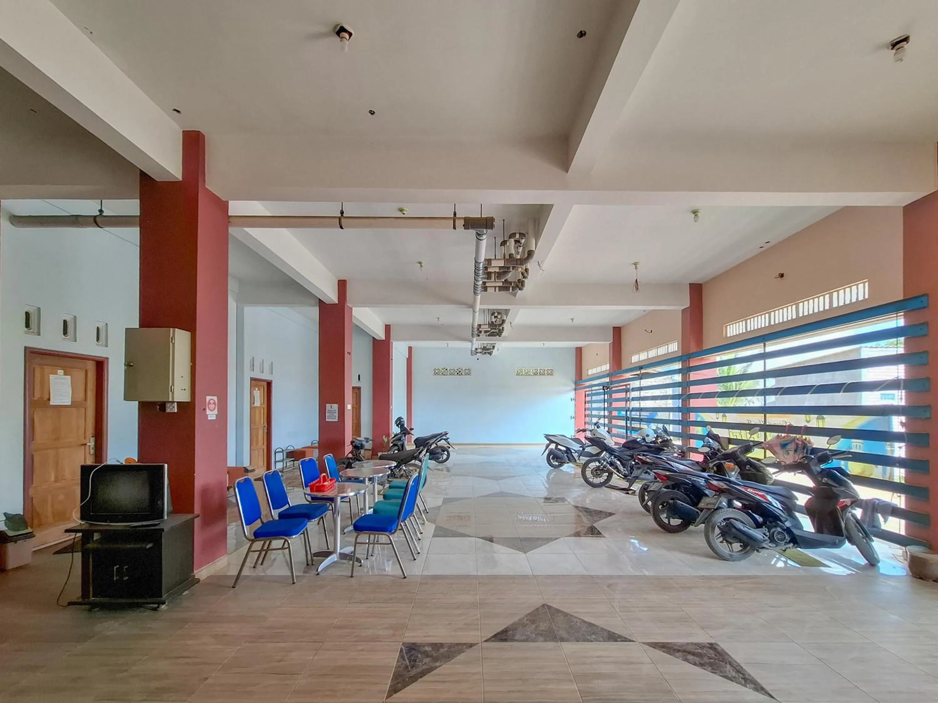Seating area in Sekapuk Indah Guest House Syariah Gresik RedPartner