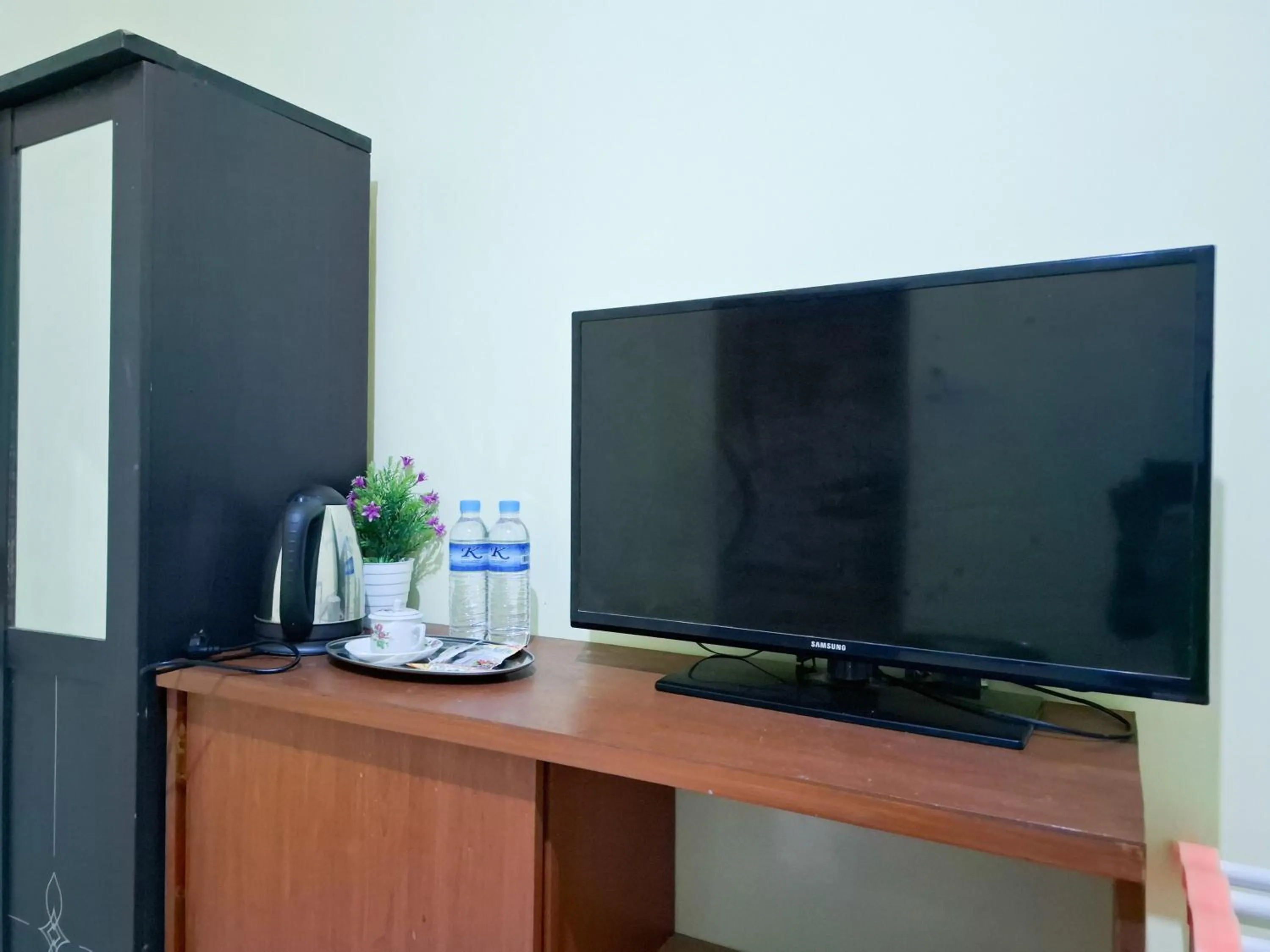 TV and multimedia in Sekapuk Indah Guest House Syariah Gresik RedPartner