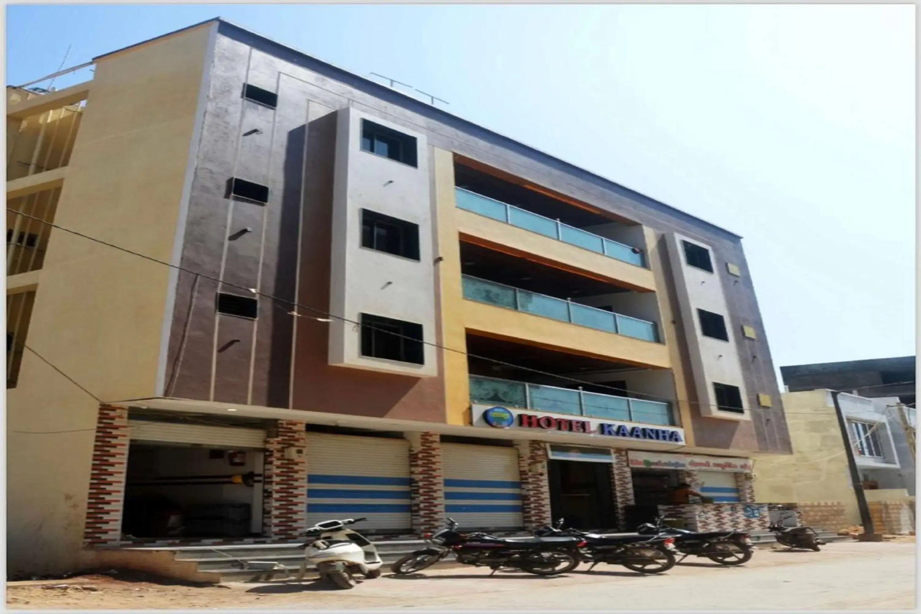 Property building in Hotel Kaanha - Dwarka Property building in Hotel Kaanha - Dwarka