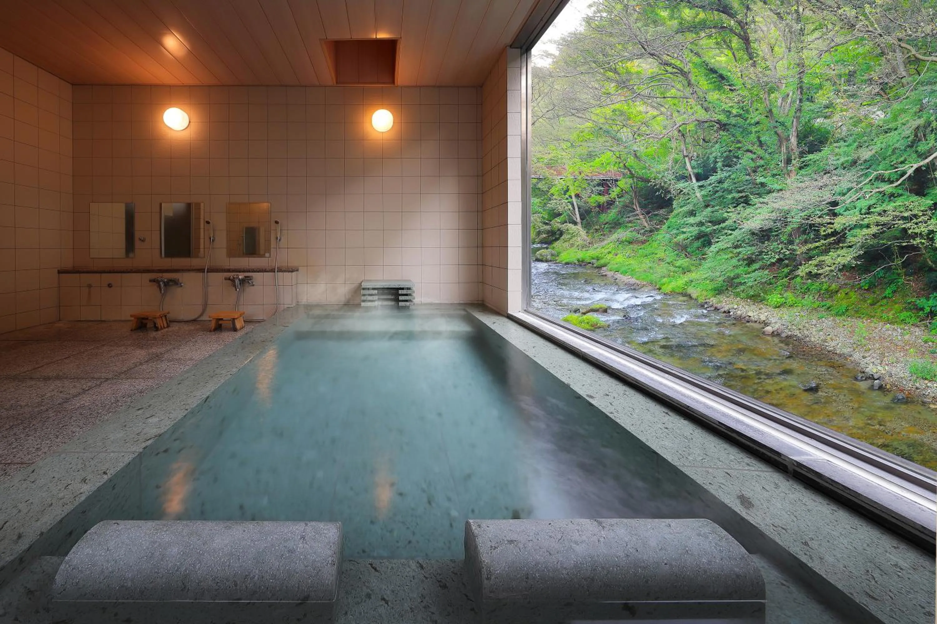 Hot Spring Bath in Moritaya