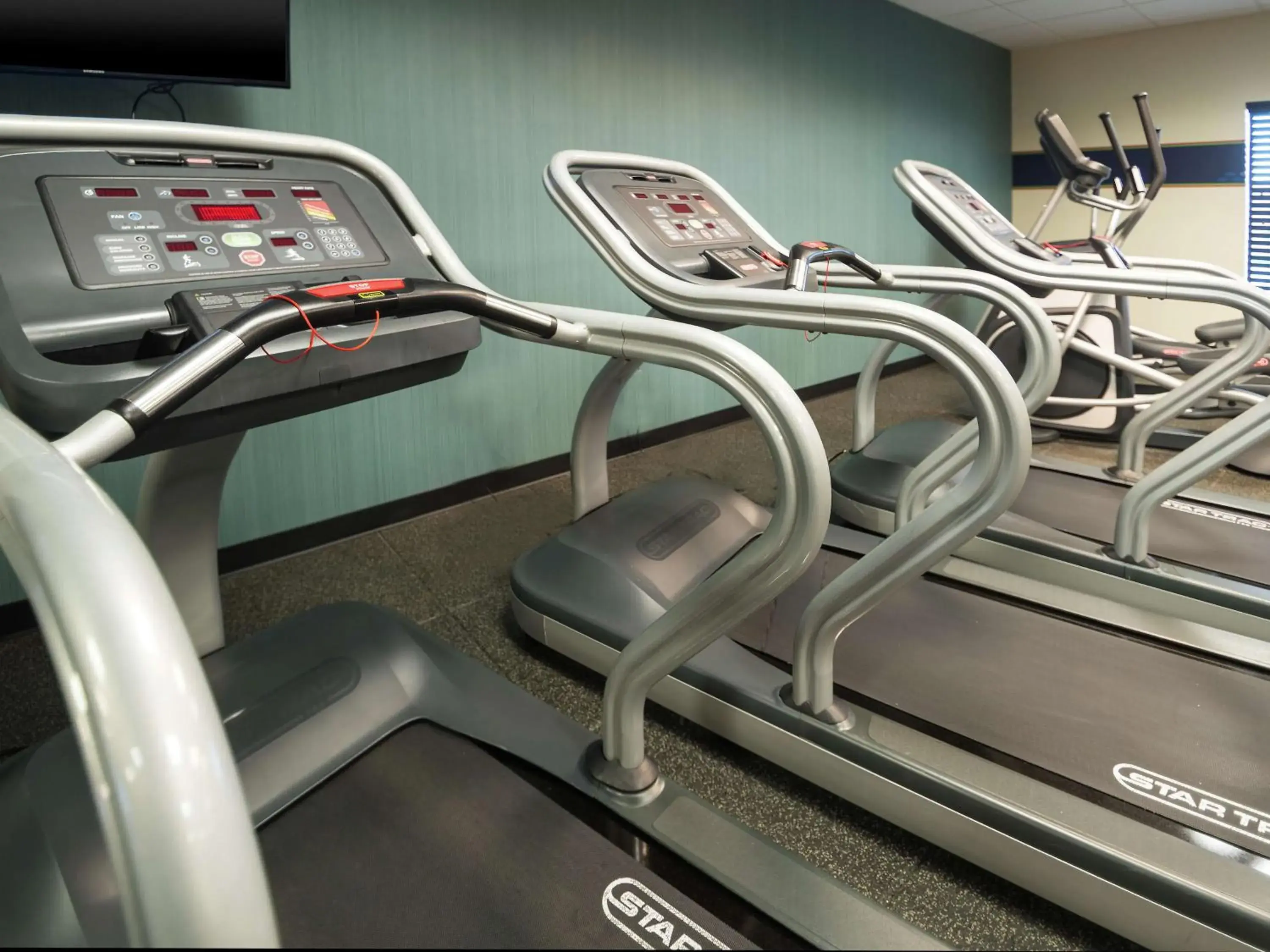 Fitness centre/facilities in Hampton Inn Hernando, MS Fitness centre/facilities in Hampton Inn Hernando, MS