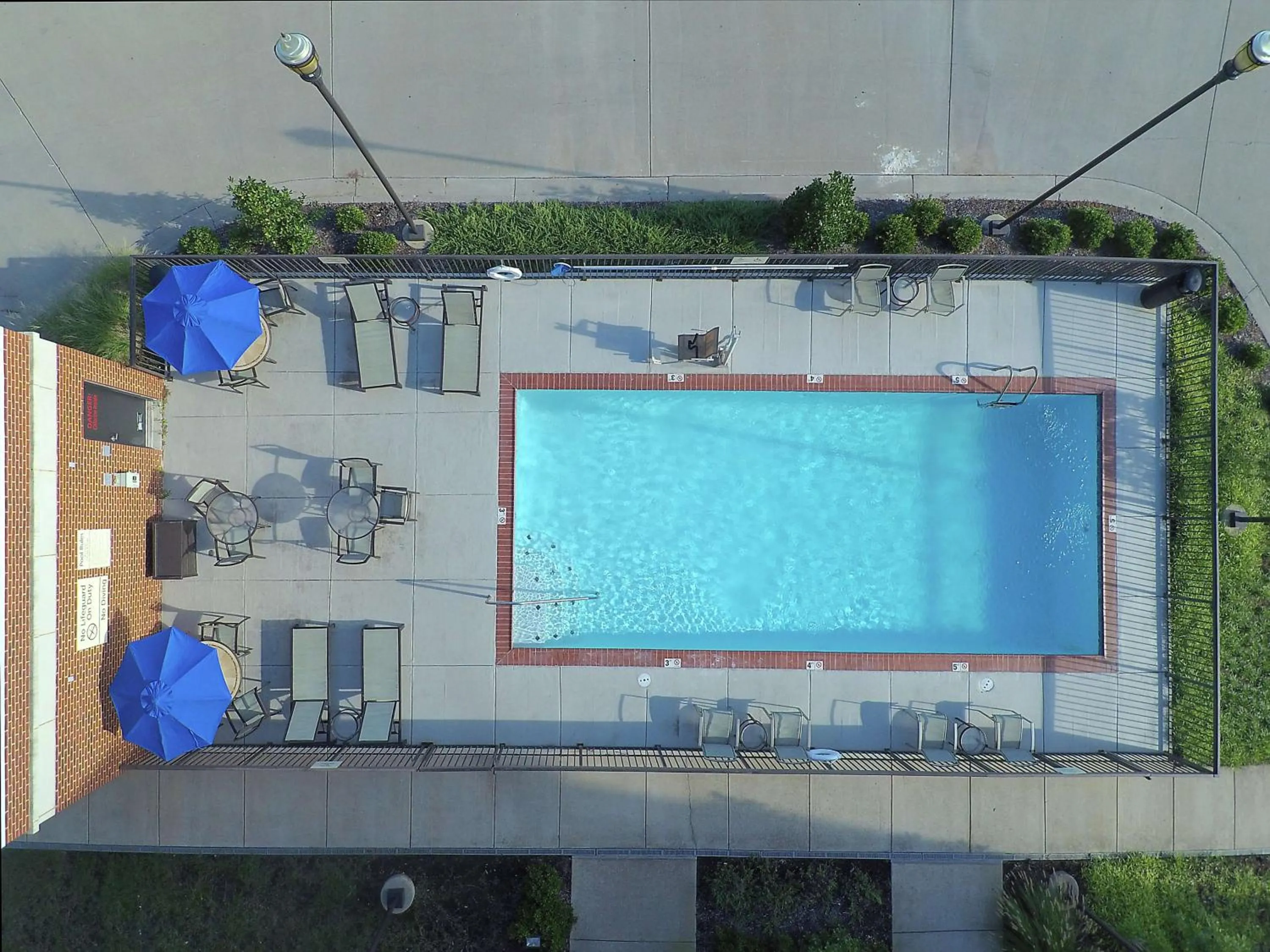 Pool view in Hampton Inn Hernando, MS