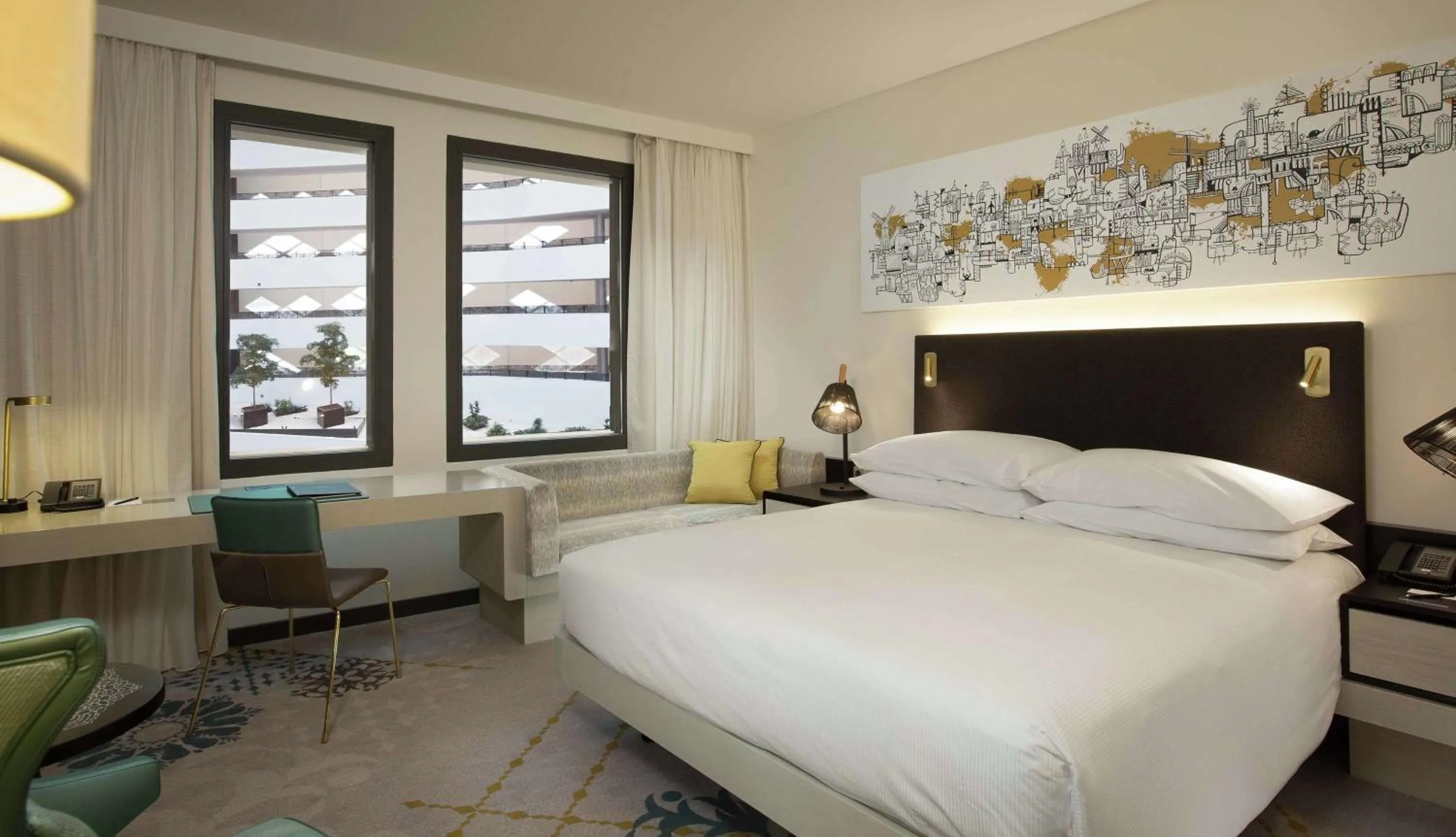 Bed in Hilton Amsterdam Airport Schiphol