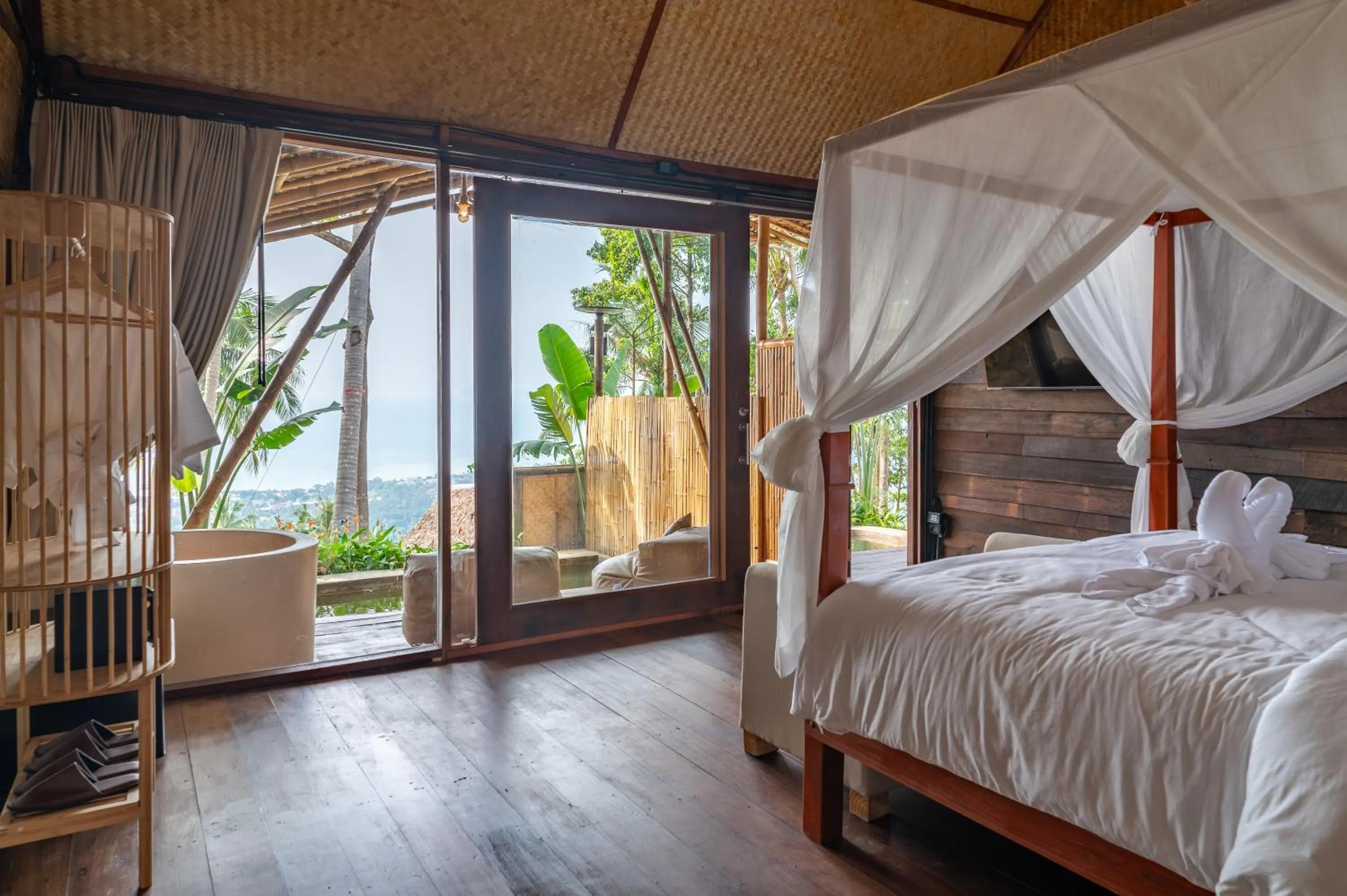 Photo of the whole room, Bed in RoomQuest THEVA Resort Koh Samui
