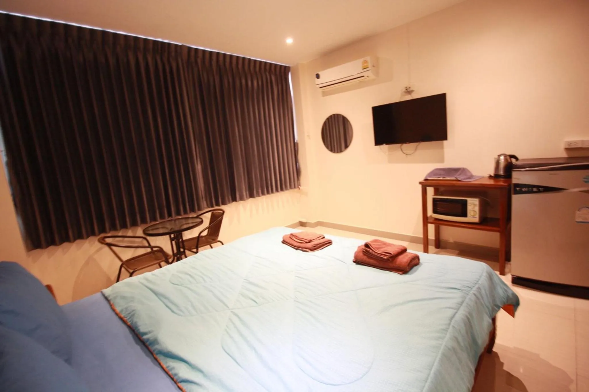 Bed in Sorot Darika Jomtien Beach