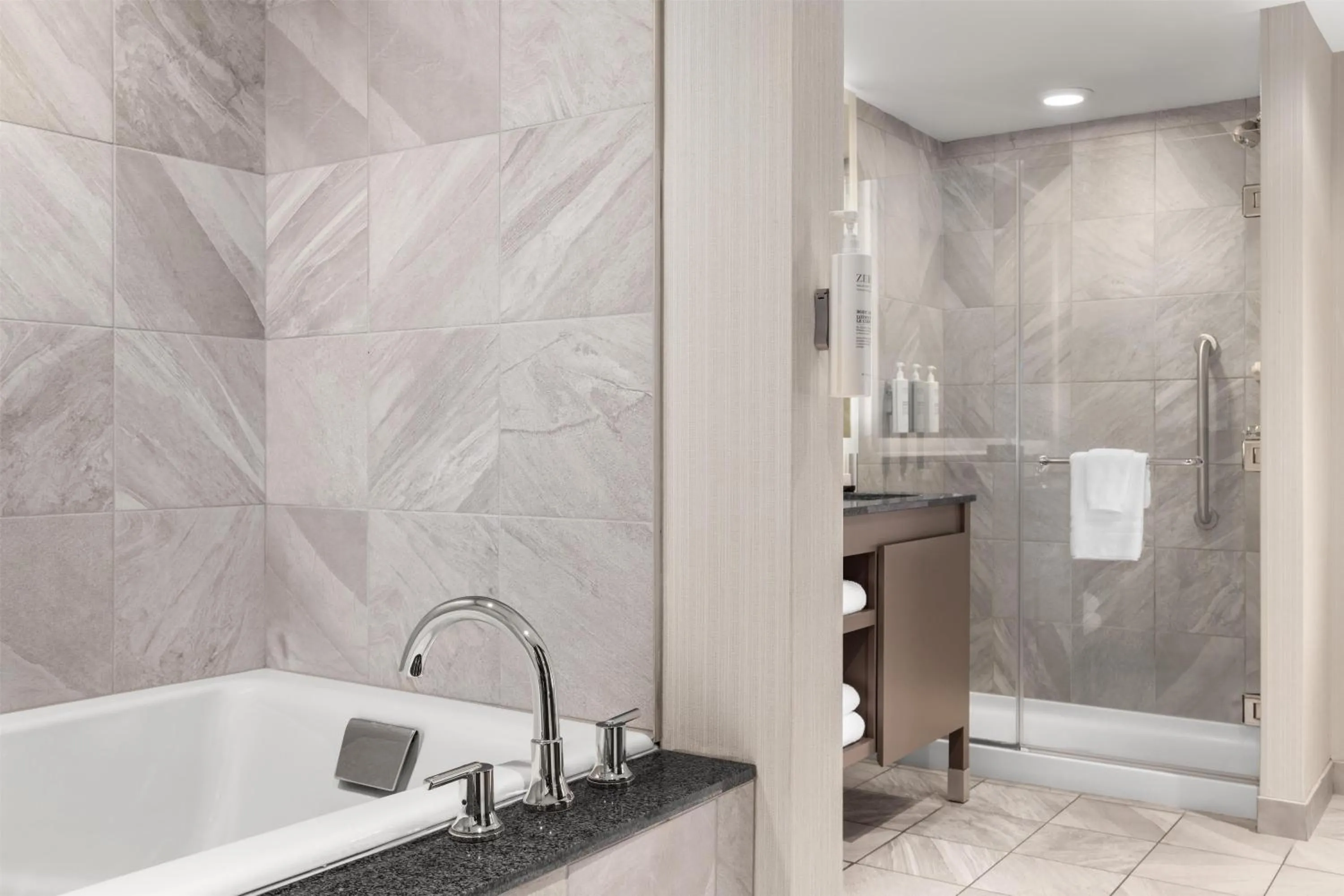 Bathroom in Embassy Suites Charlotte/Ayrsley