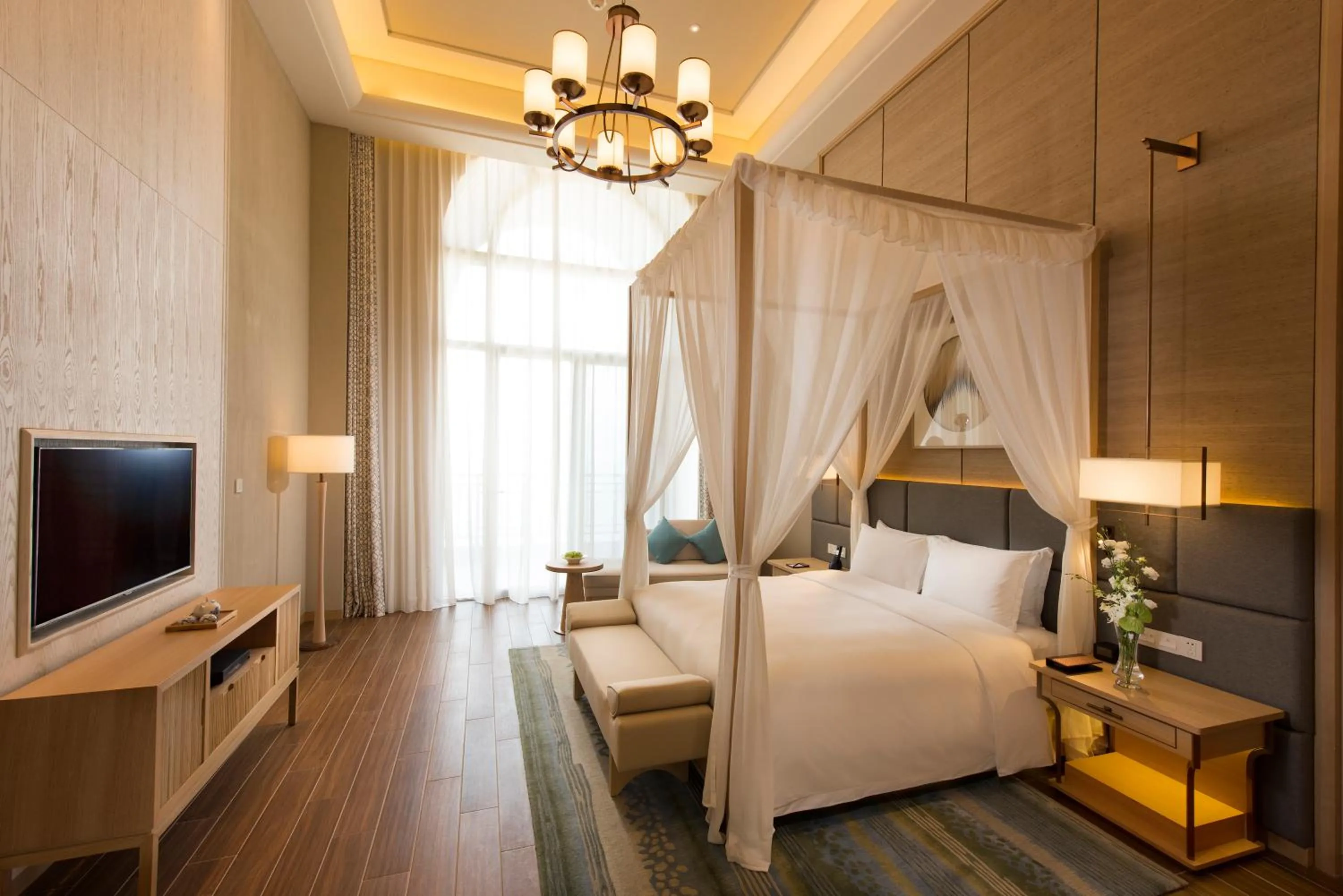 Bed in Hilton Yuxi Fuxian Lake