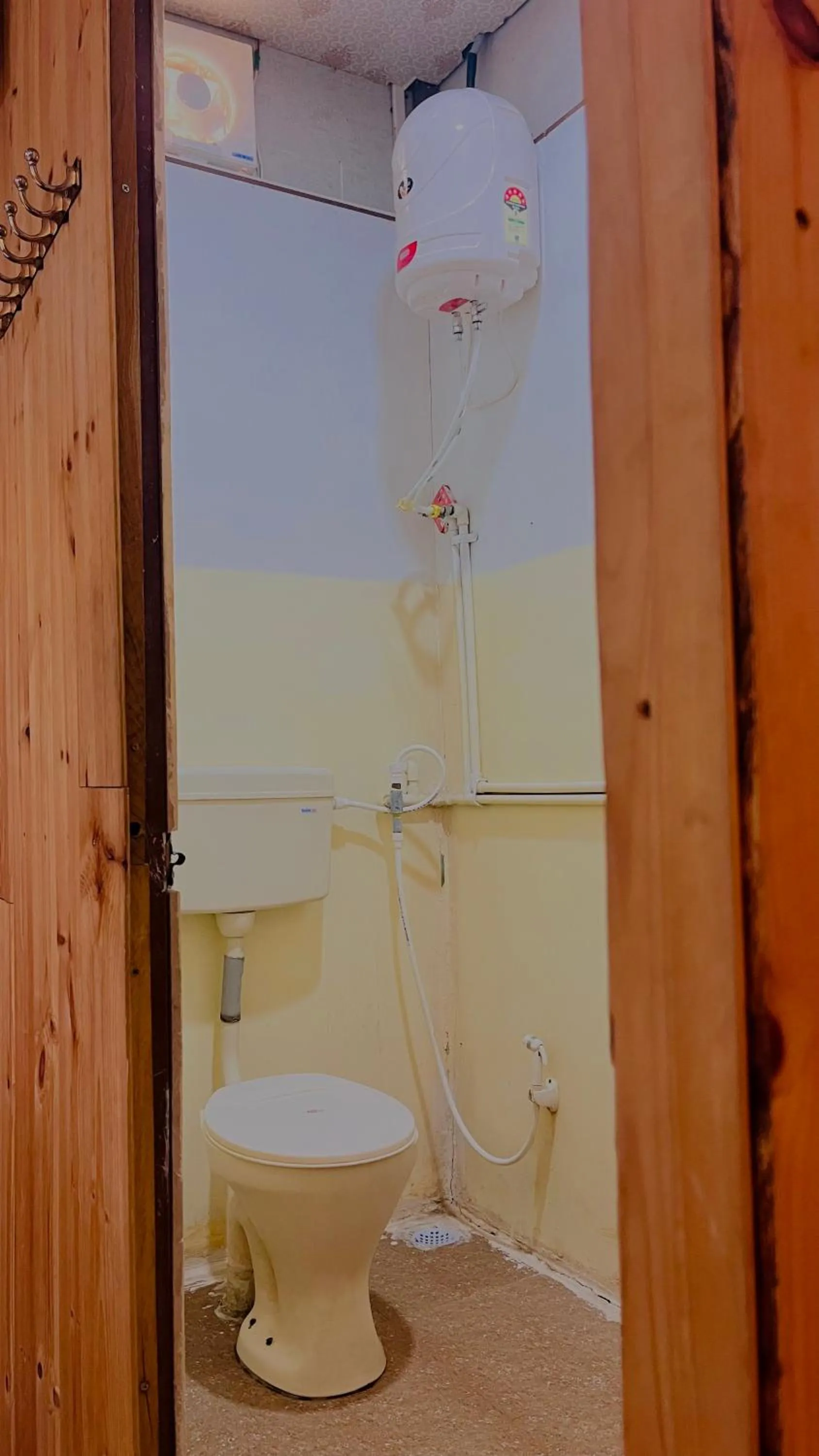 Toilet in YUGANNKURR farmhouse