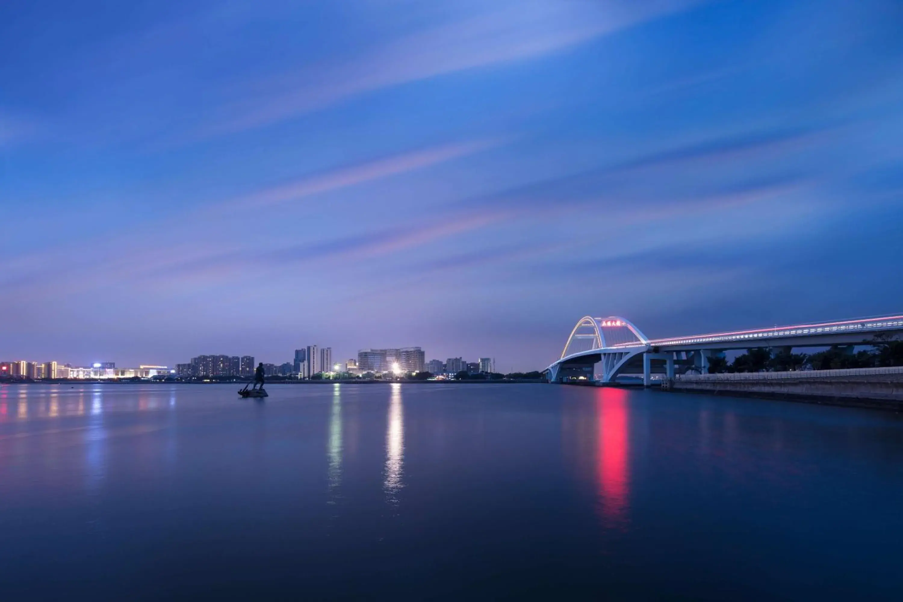 Property building in DoubleTree by Hilton Hotel Xiamen - Wuyuan Bay Property building in DoubleTree by Hilton Hotel Xiamen - Wuyuan Bay