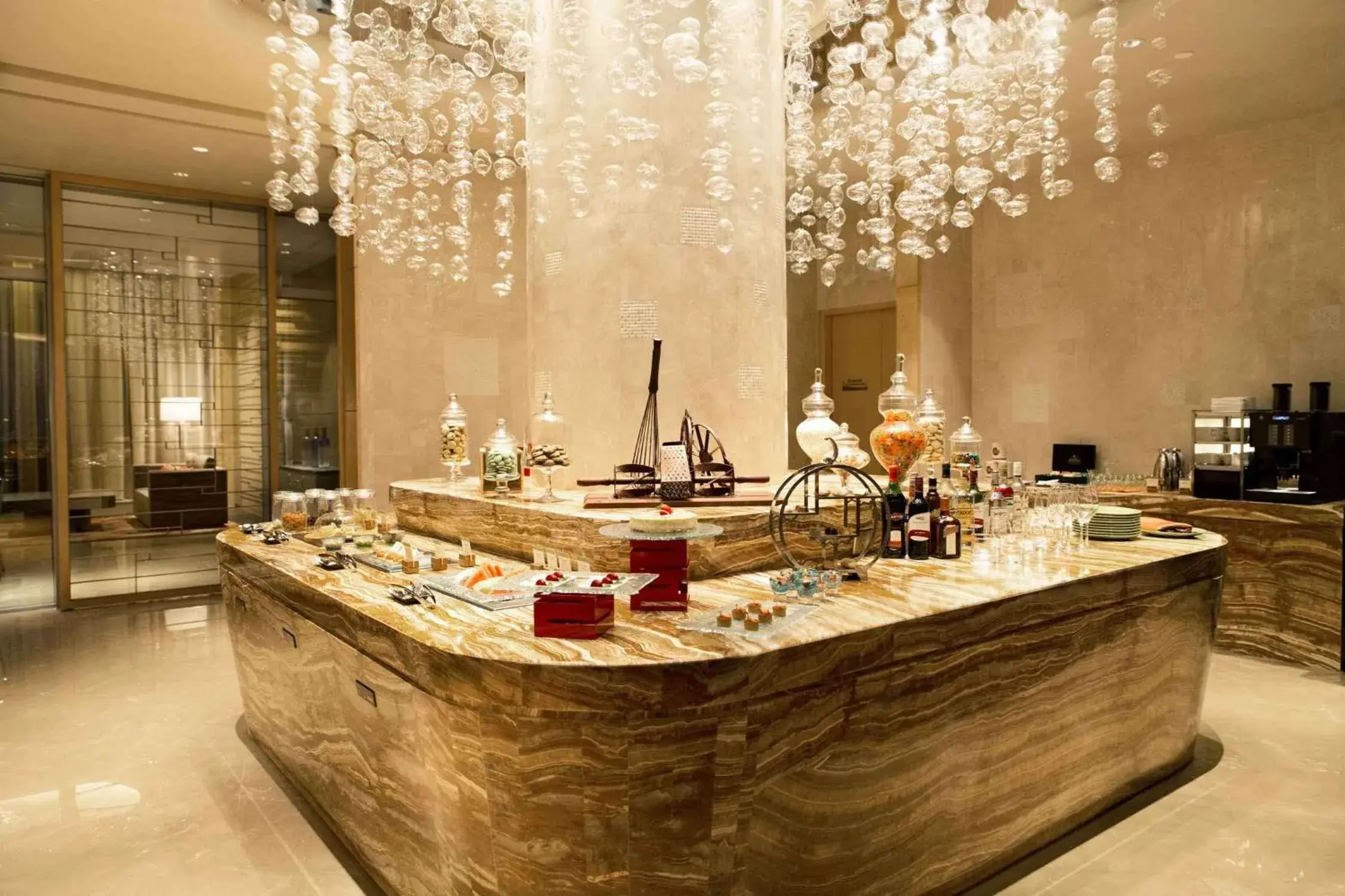 Lounge or bar in DoubleTree by Hilton Hotel Xiamen - Wuyuan Bay Lounge or bar in DoubleTree by Hilton Hotel Xiamen - Wuyuan Bay