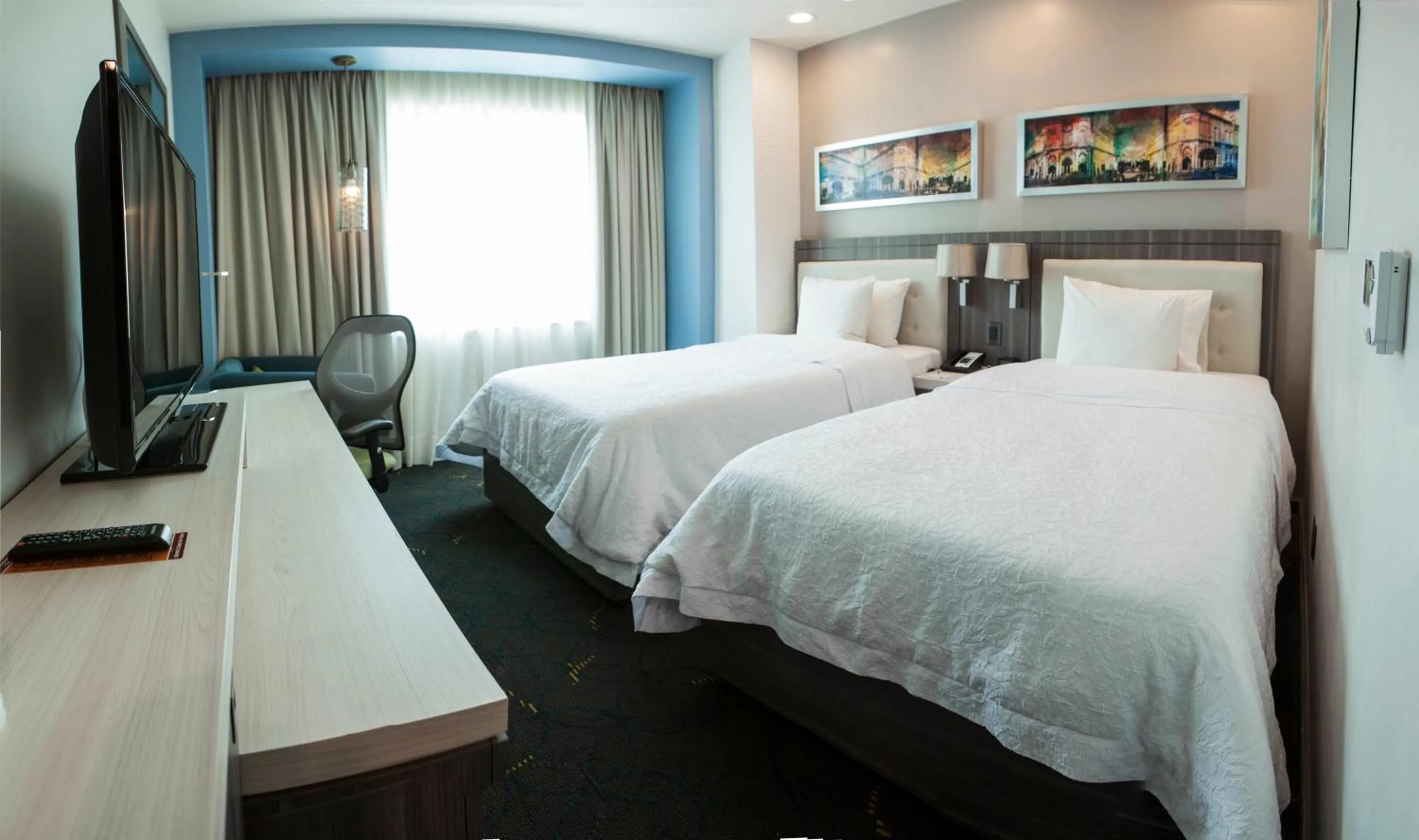 Bed in Hampton Inn & Suites by Hilton Aguascalientes Aeropuerto