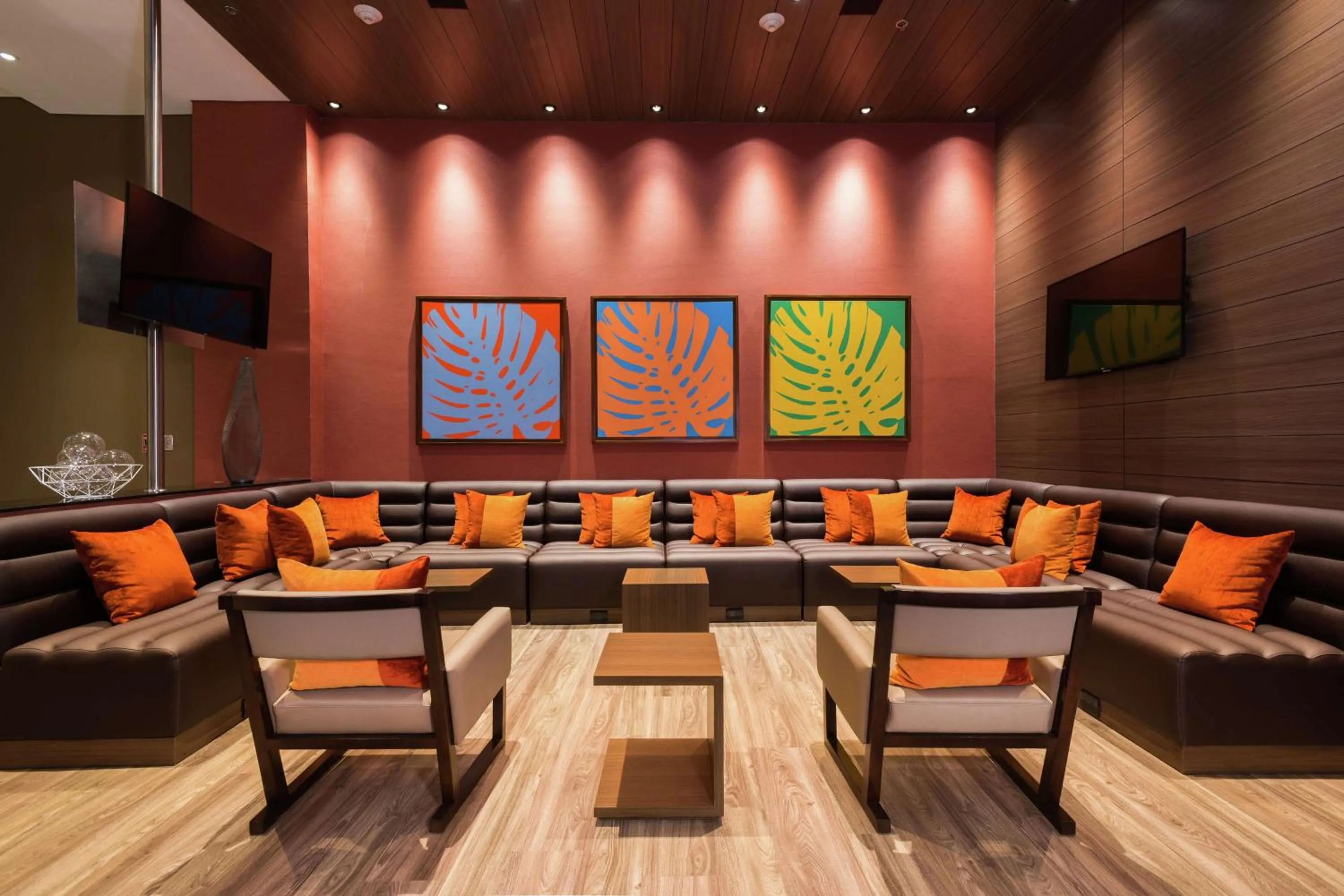 Lobby or reception in Hampton by Hilton Bogota Usaquen