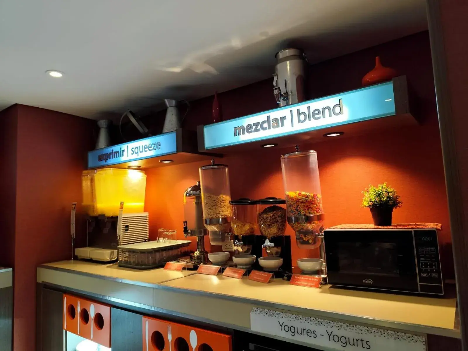 Breakfast in Hampton by Hilton Bogota Usaquen Breakfast in Hampton by Hilton Bogota Usaquen