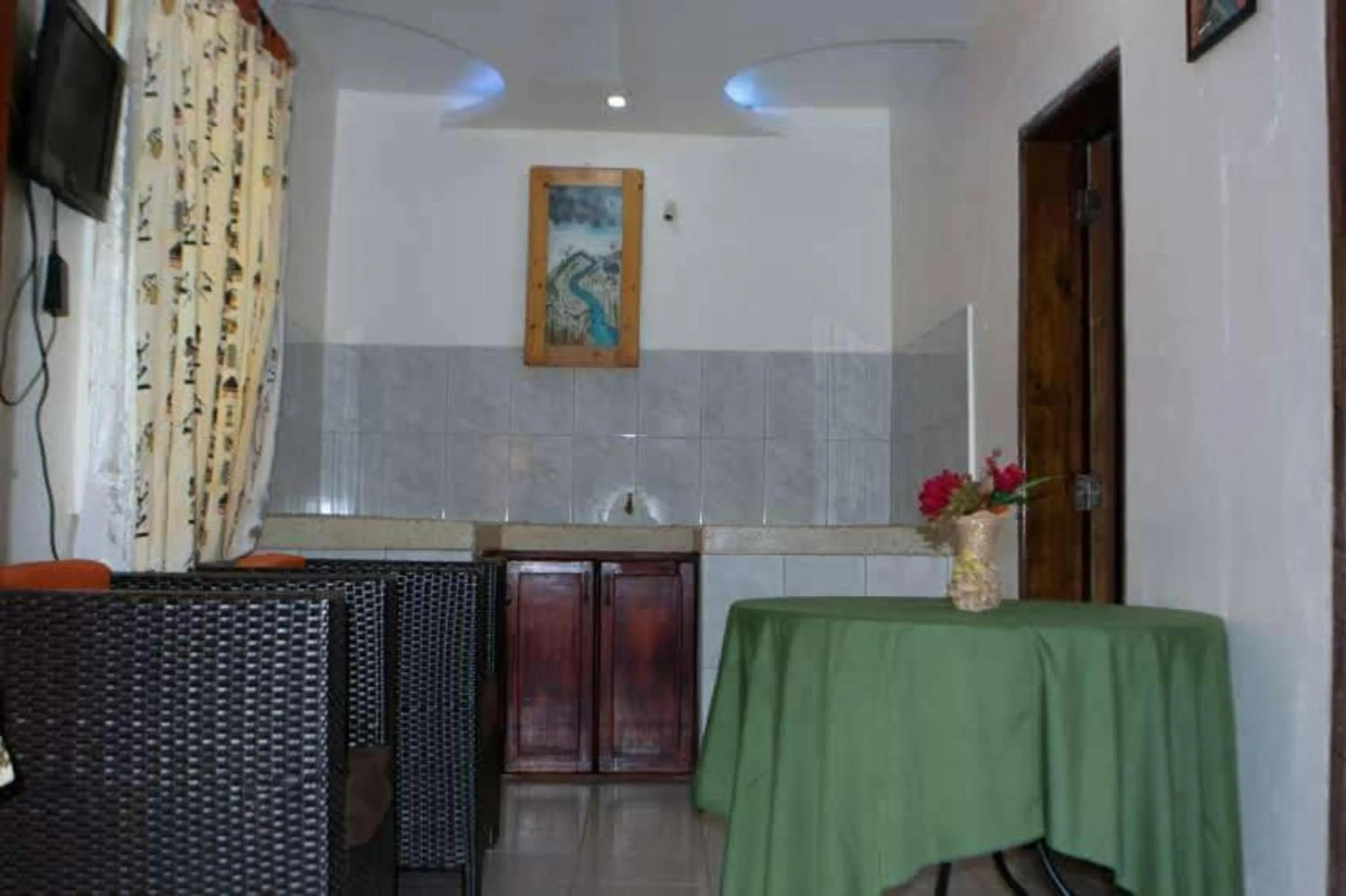 Bed in Gorilla African Guest House