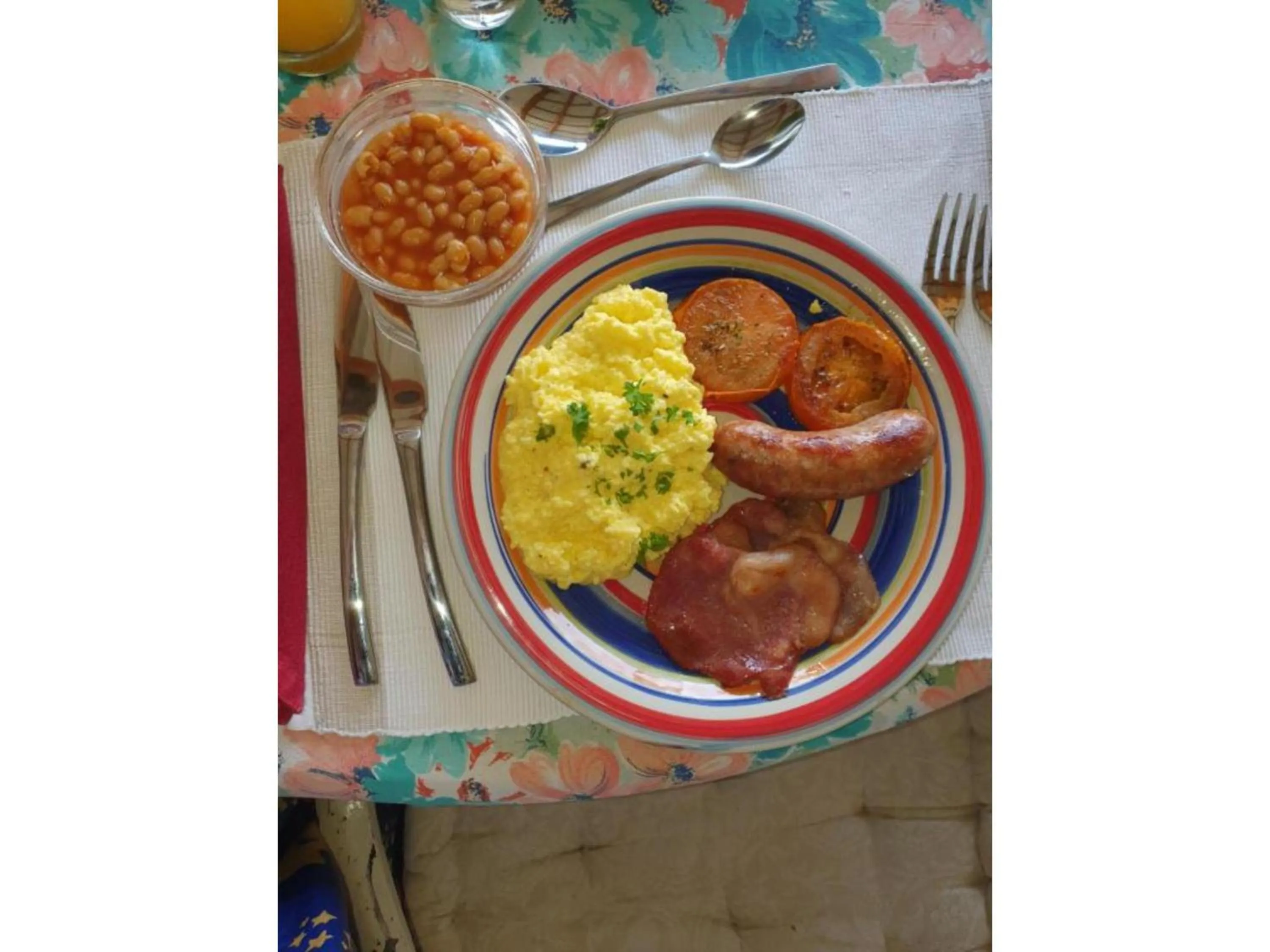 Restaurant/places to eat in Gorilla African Guest House