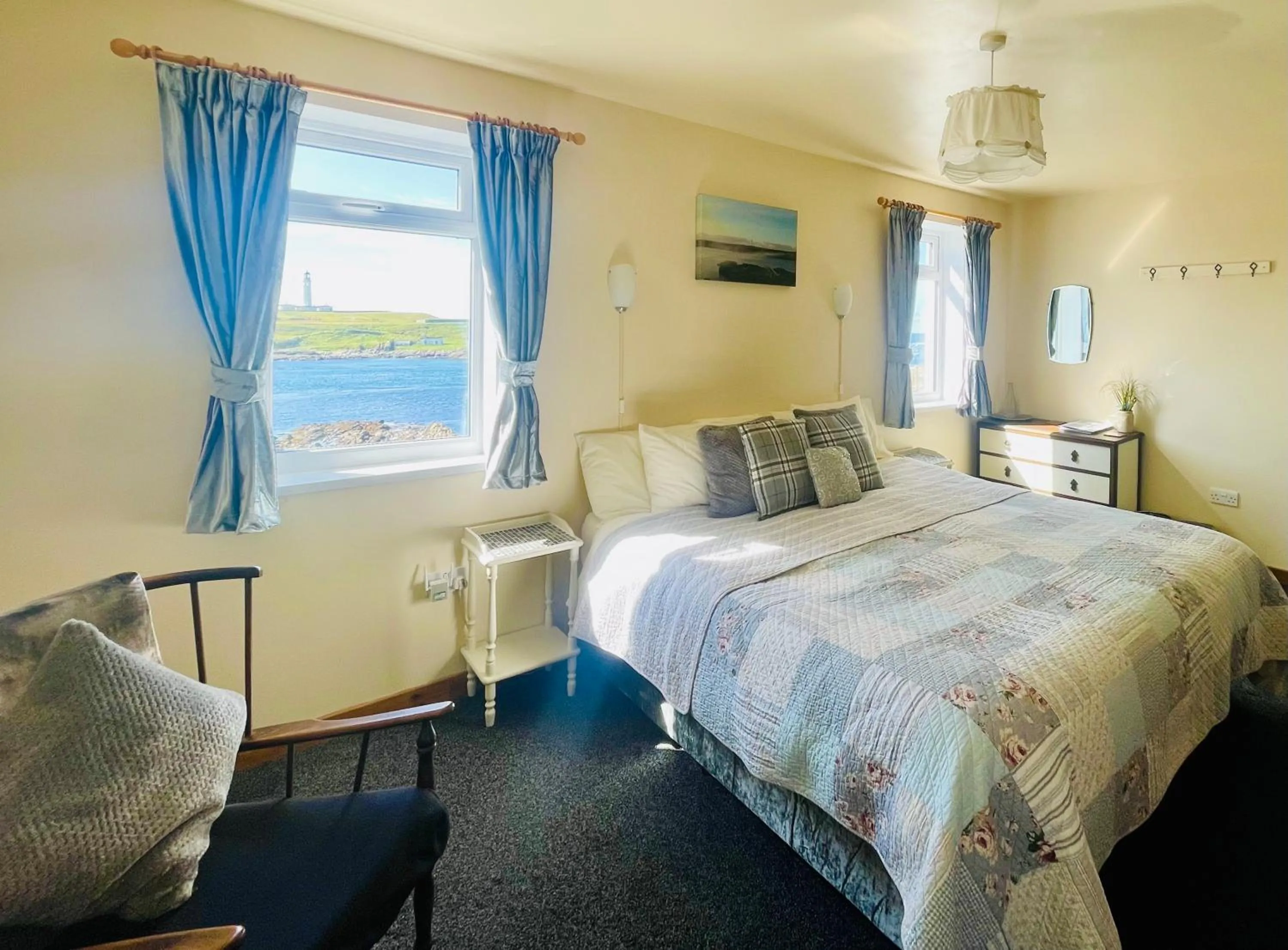 Bed in Burnside Lodge