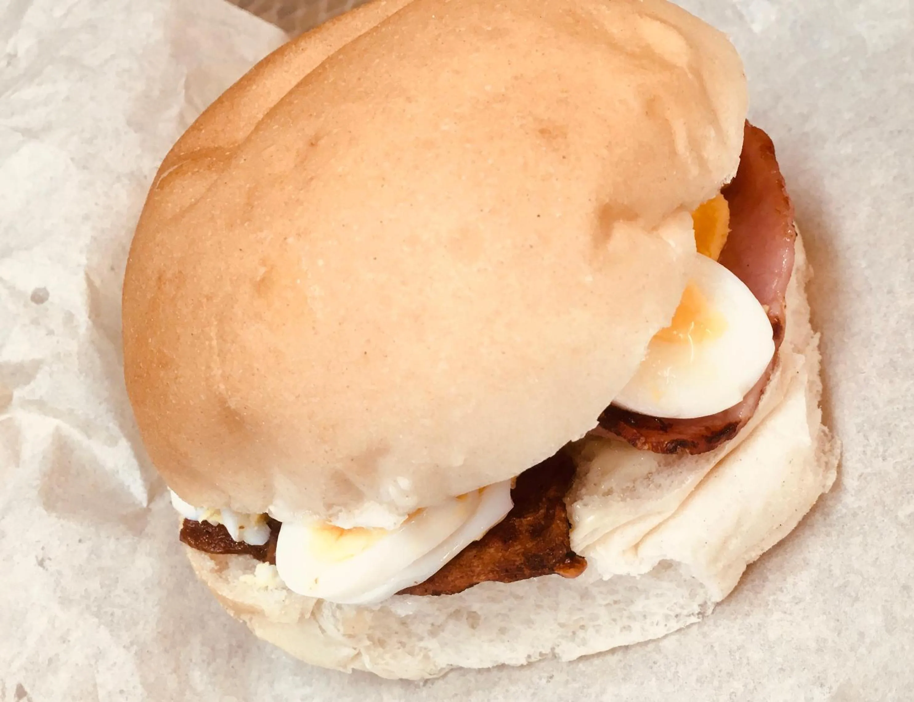 Breakfast in Burnside Lodge