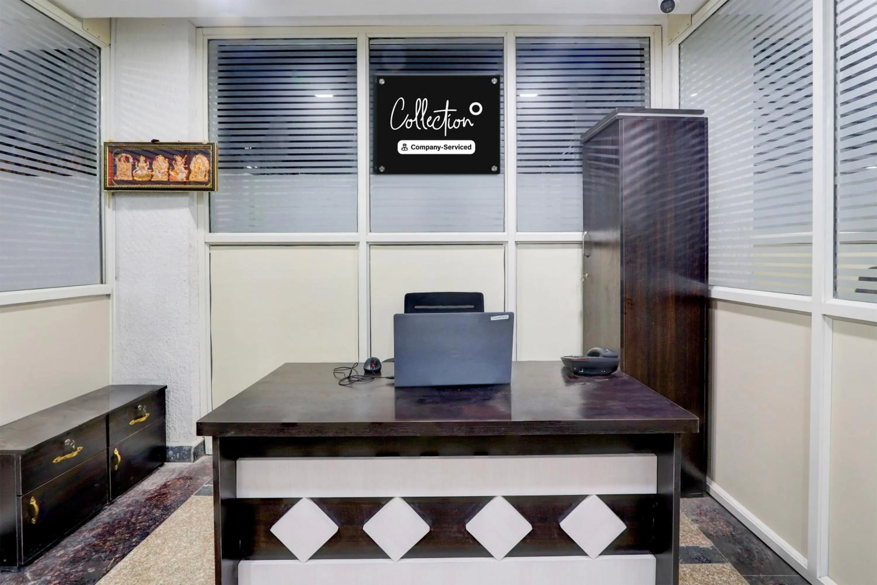 Lobby or reception in Super Collection O Madhapur Near Cyber Tower