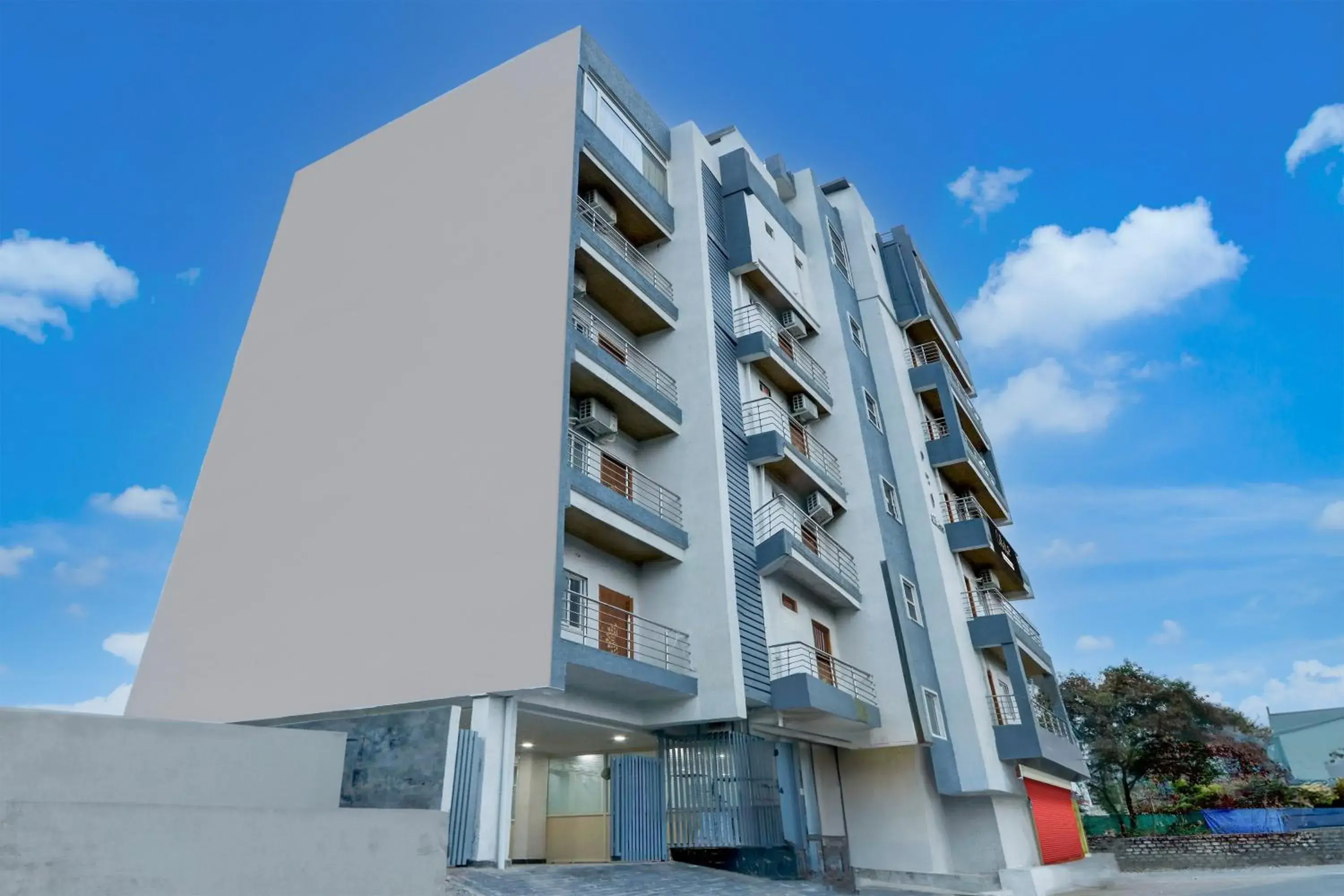 Facade/entrance in Super Collection O Madhapur Near Cyber Tower Facade/entrance in Super Collection O Madhapur Near Cyber Tower