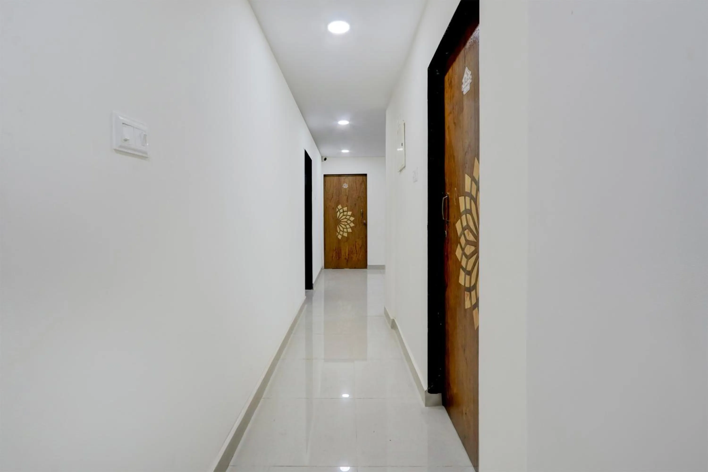 Lobby or reception in Super Collection O Madhapur Near Cyber Tower