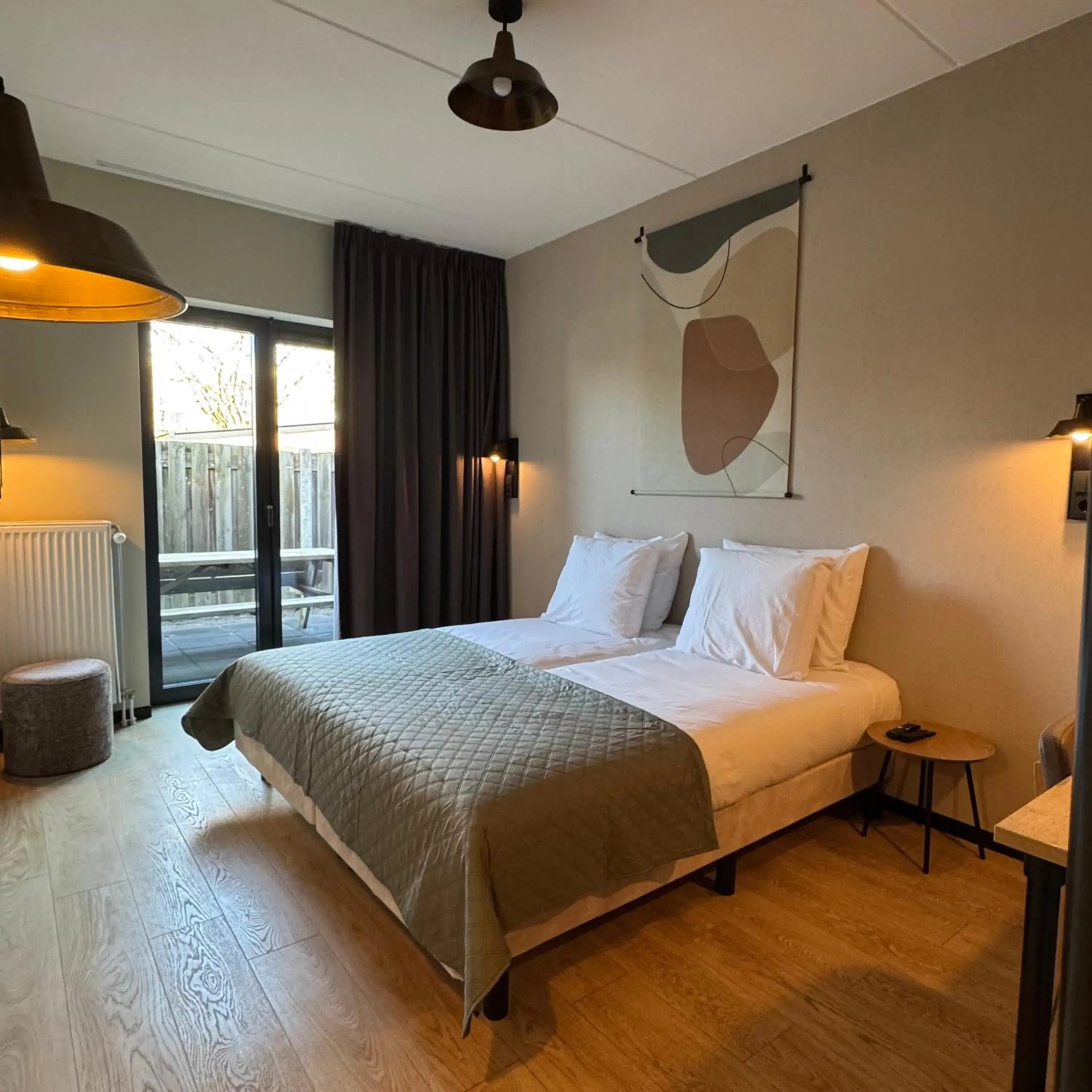 Deluxe Double Room in Hotel Emilia Deluxe Double Room in Hotel Emilia