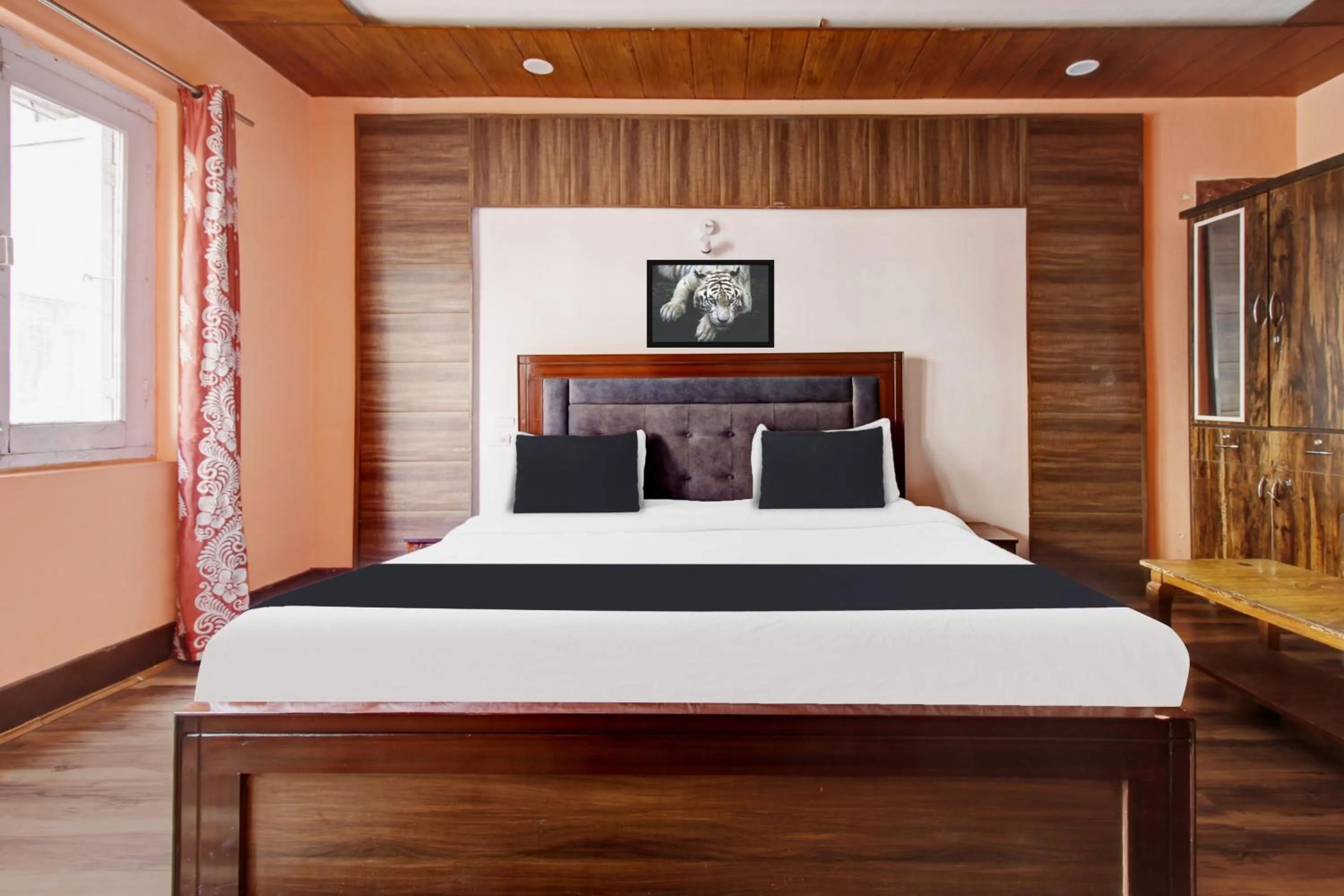 Bedroom, Bed in Super Collection O Rajbagh formerly Lavender