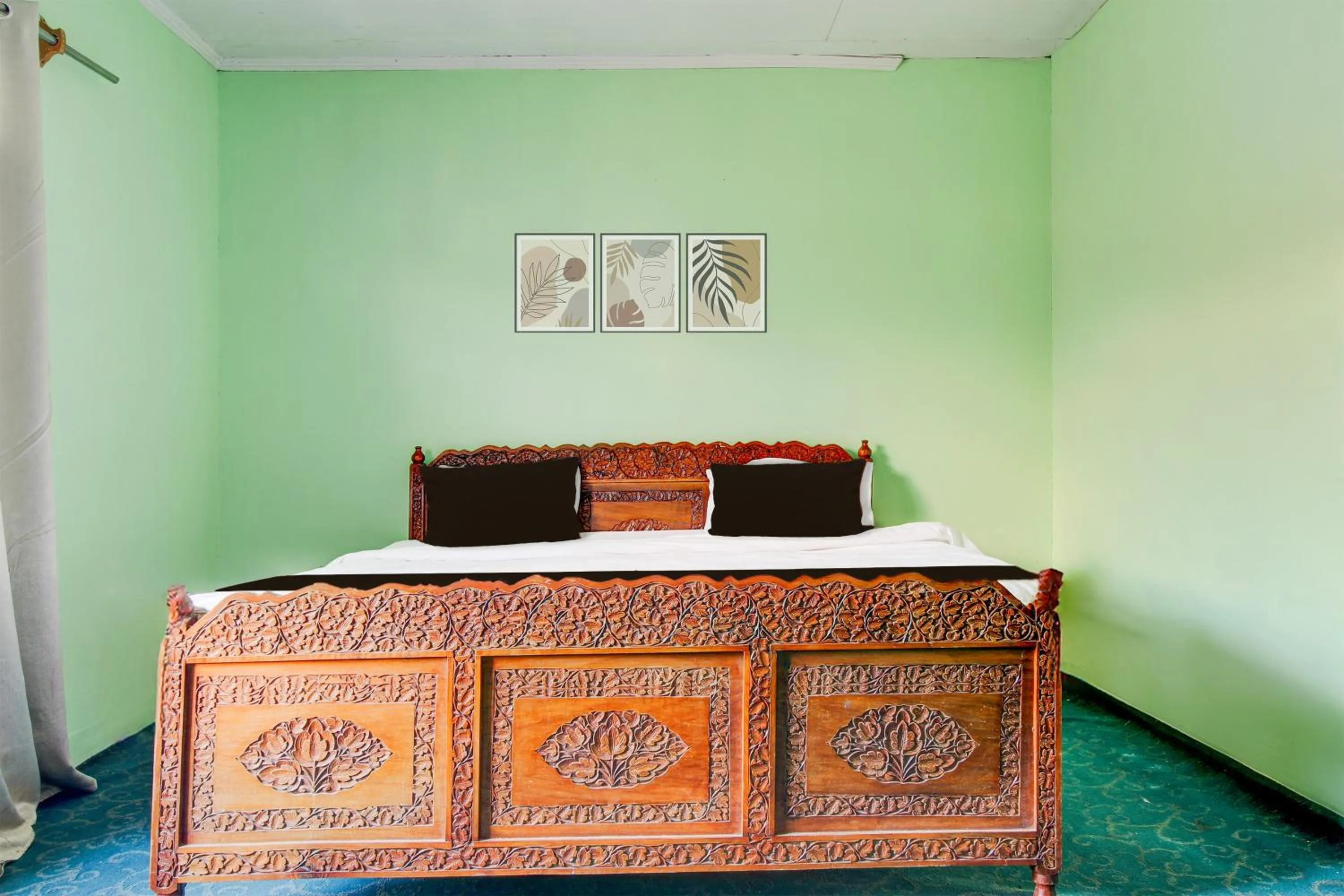 Bedroom, Bed in Super Collection O Rajbagh formerly Lavender