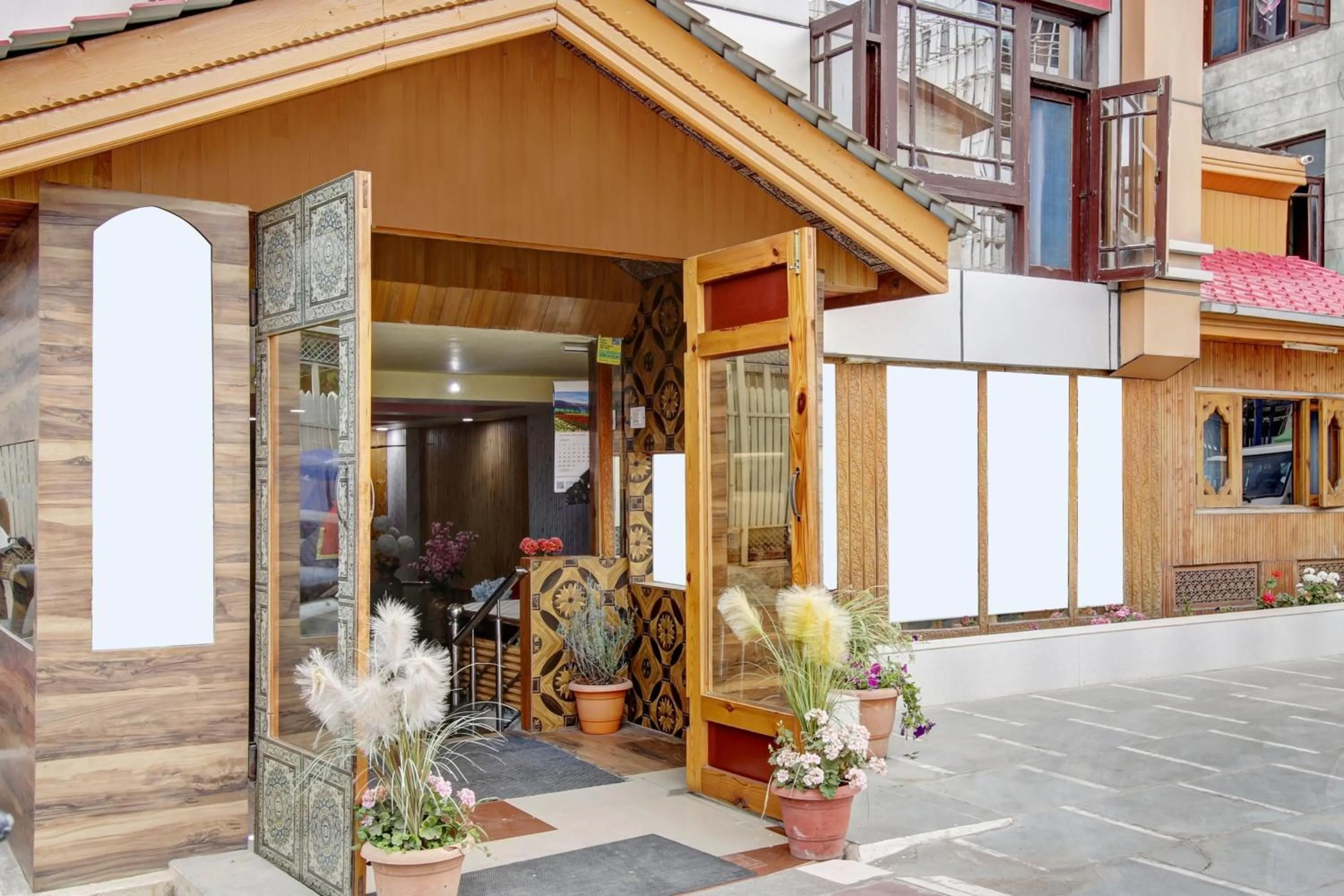 Facade/entrance in Super Collection O Rajbagh formerly Lavender