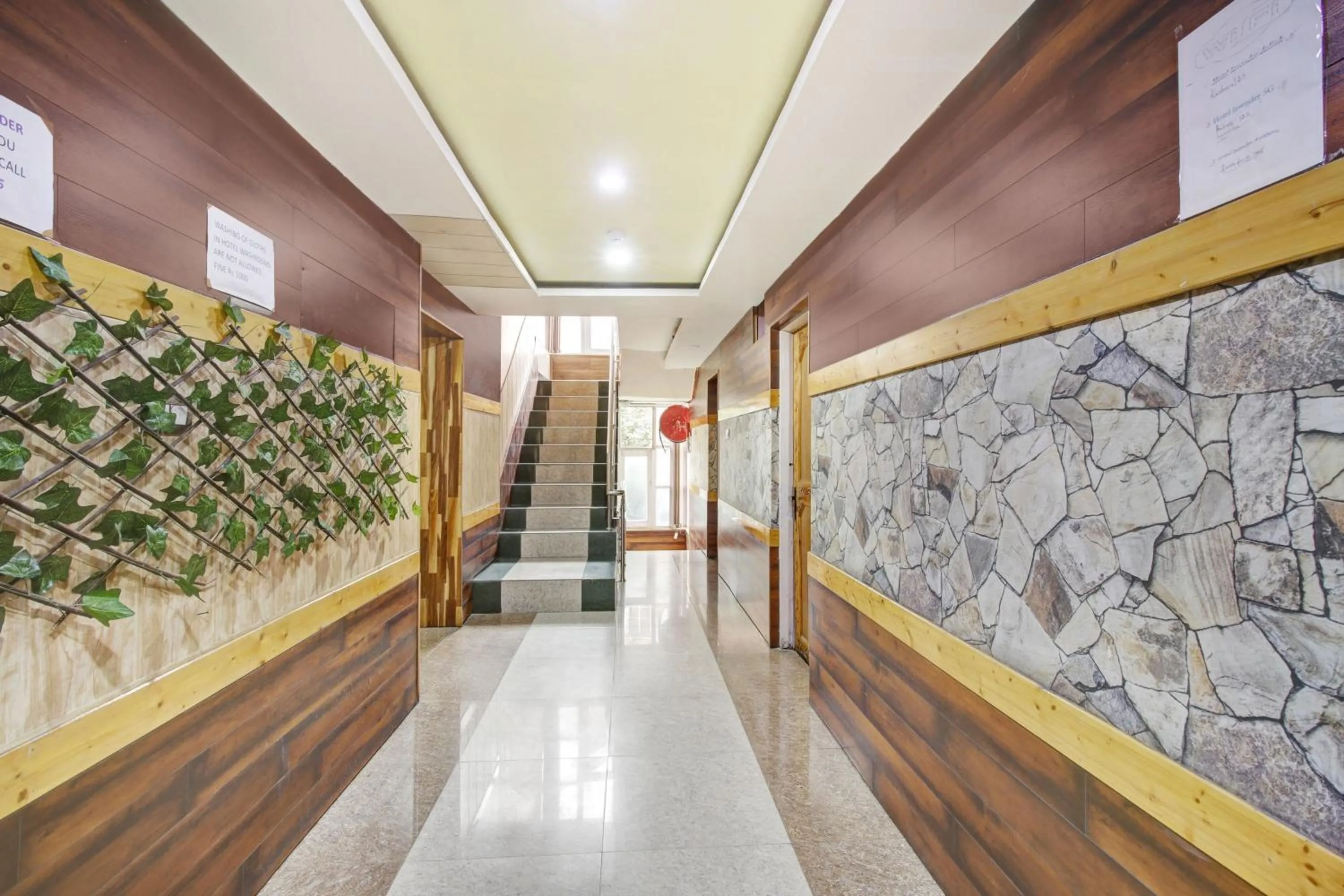 Lobby or reception in Super Collection O Rajbagh formerly Lavender