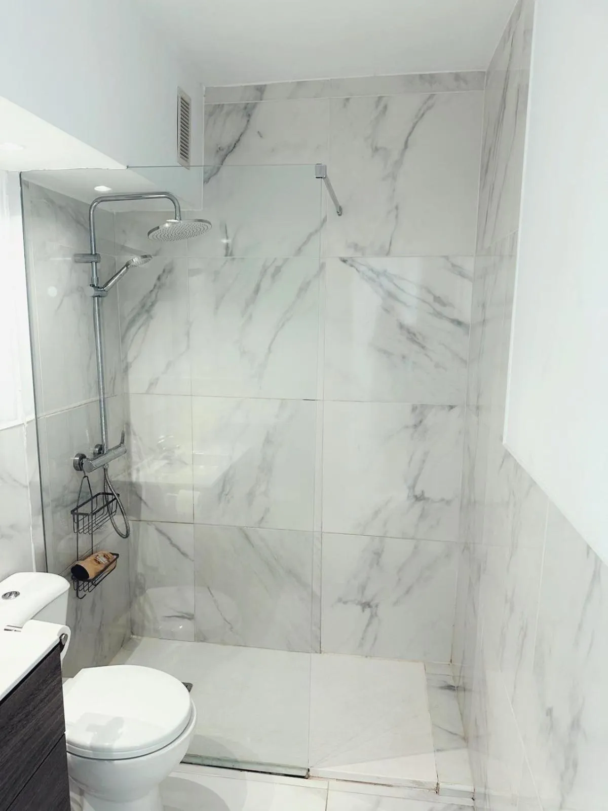 Shower in Sunny Oceanview studio apartment Ponderosa in Costa Adeje