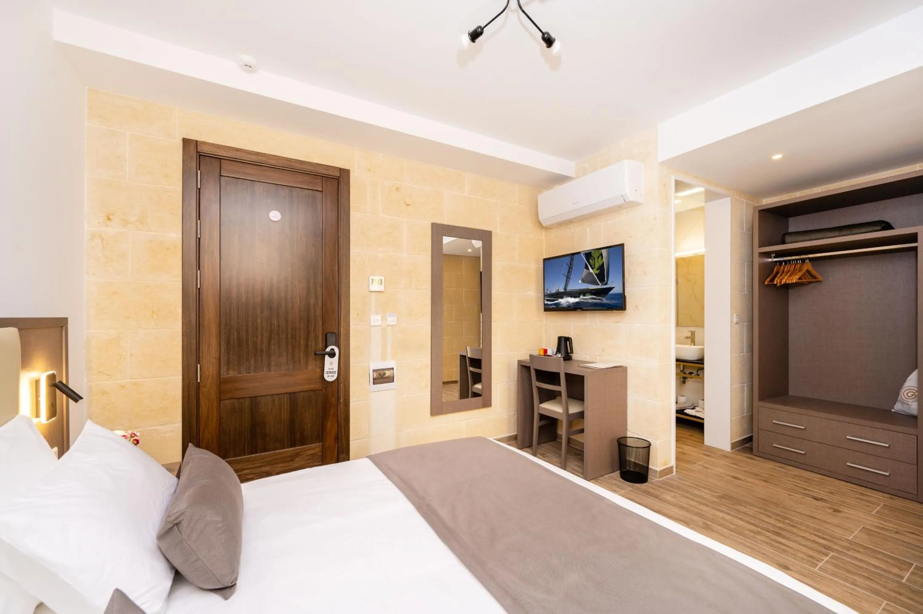 Bedroom, Bed in C4 Retreats Gozo