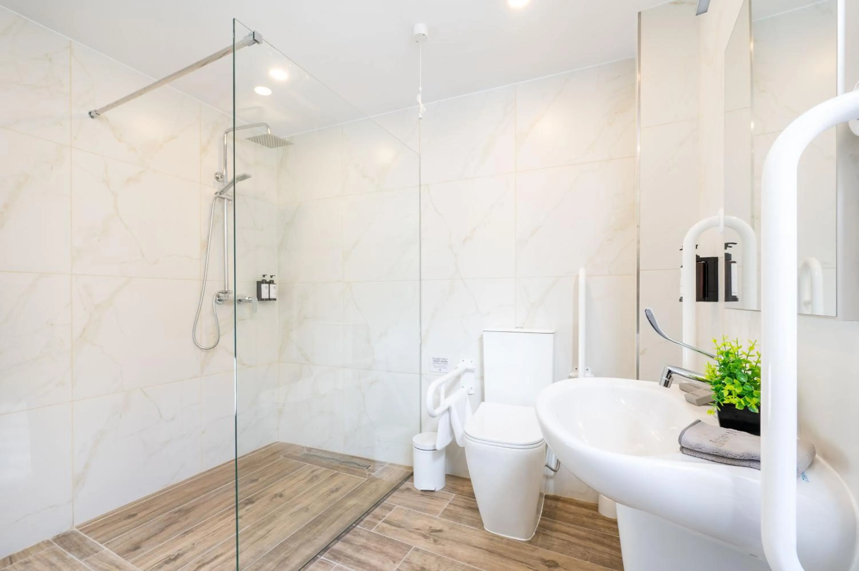 Bathroom in C4 Retreats Gozo